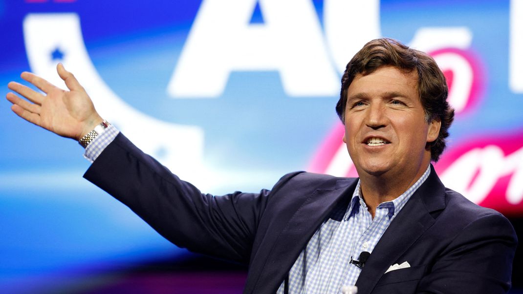 Der ehemalige Fox-News-Moderator Tucker Carlson ist aktuell in Moskau.