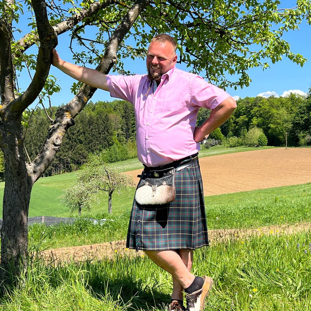 Wolfgang liebt Fleisch, Kühe – und überraschend harten Sound