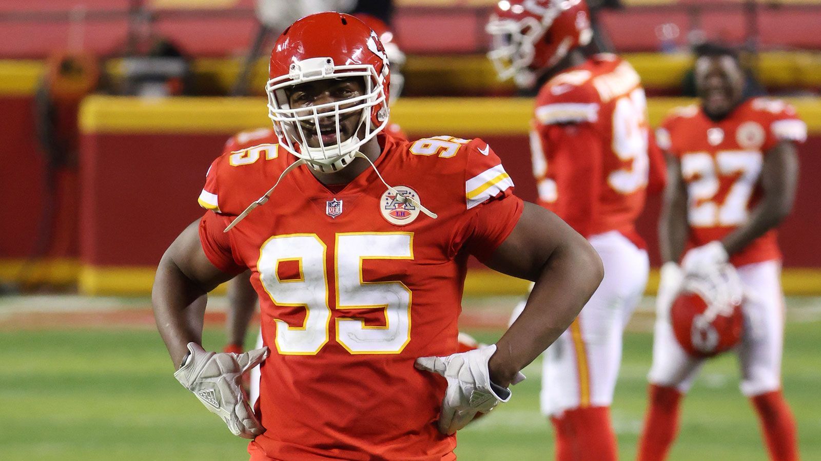 
                <strong>12. Platz: Chris Jones (Defensive Tackle, Kansas City Chiefs)</strong><br>
                &#x2022; Total Cash: 21.500.000 US-Dollar<br>&#x2022; Vertrag bis nach der Saison 2023<br>
              