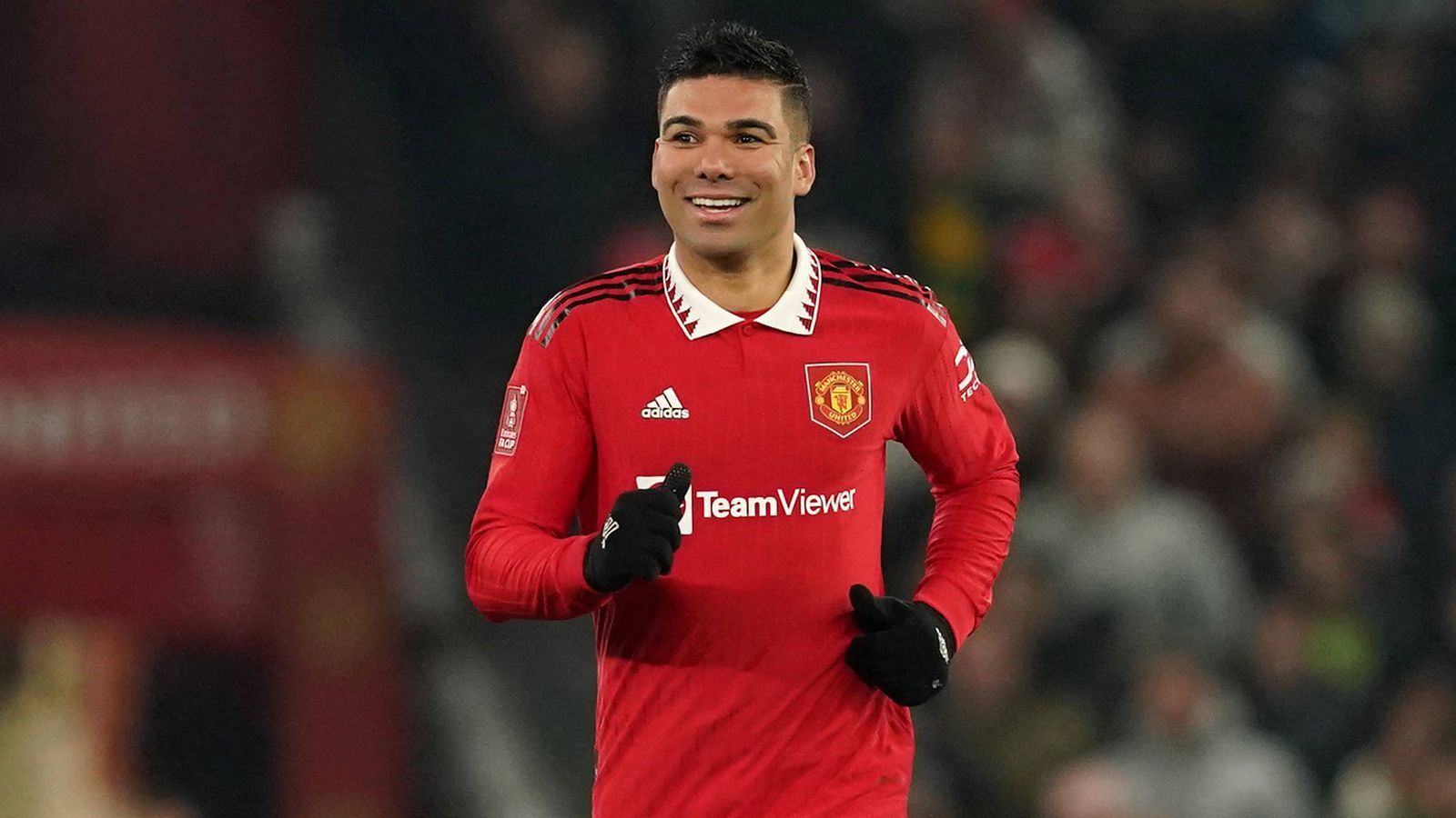 
                <strong>Casemiro (Manchester United)</strong><br>
                Position: Mittelfeld
              