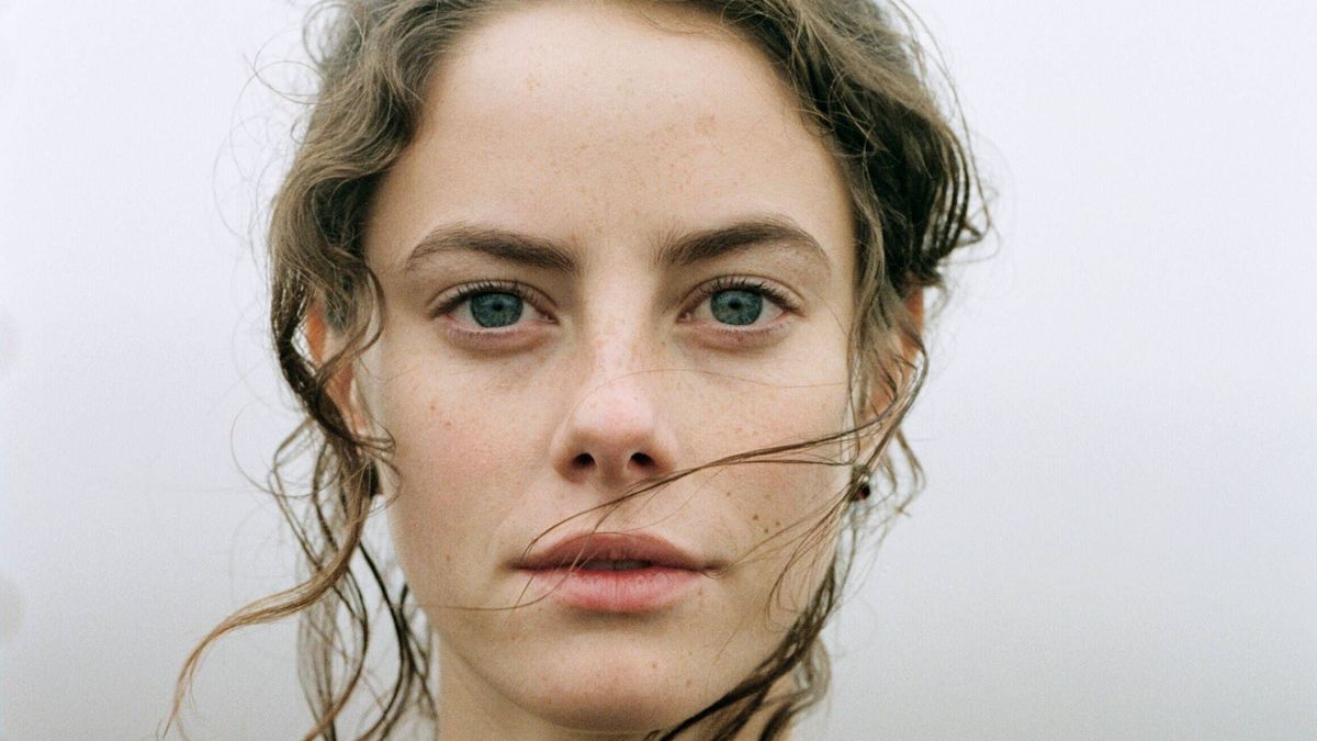 Kaya Scodelario in "Wuthering Heights"