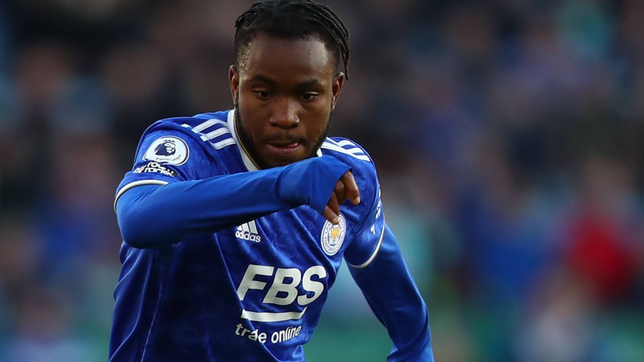 
                <strong>Ademola Lookman (RB Leipzig)</strong><br>
                Bislang verliehen an: Leicester CityTendenz: Die Foxes sind interessiert an einem Kauf. Wird die Leipziger wohl endgültig verlassen.
              