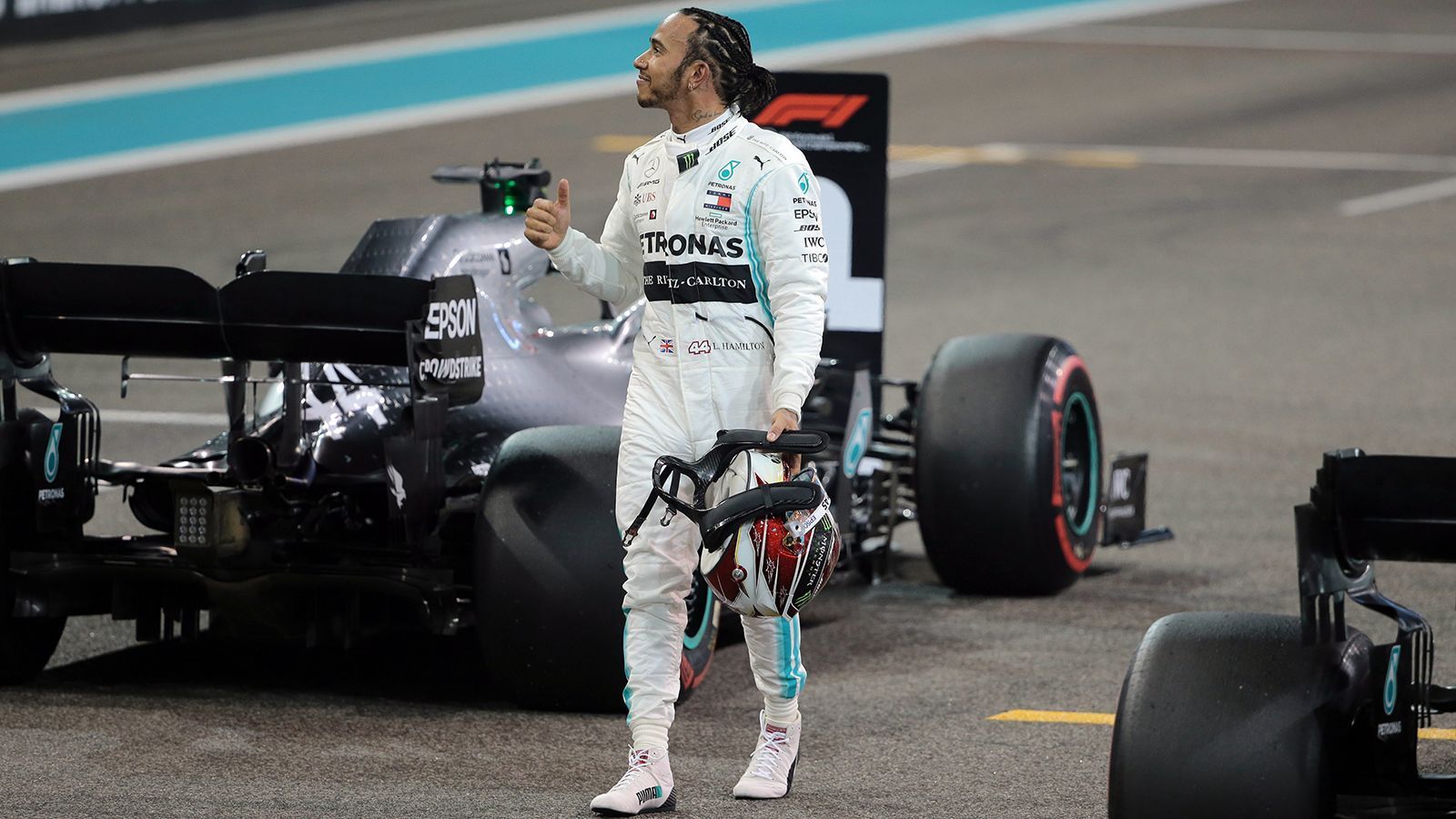 
                <strong>Pole Positions</strong><br>
                Lewis Hamilton: 97 (Platz 1) - Michael Schumacher: 68 (Platz 2)
              