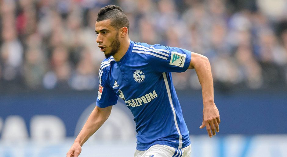 
                <strong>Younes Belhanda</strong><br>
                Younes Belhanda: Der Offensiv-Spieler konnte seine starken technischen Fähigkeiten nur selten unter Beweis stellen. War in der ersten Halbzeit abgemeldet. In der zweiten auch. Wurde in der 81. Minute gegen Choupo-Moting ausgewechselt. ran-Note: 5
              