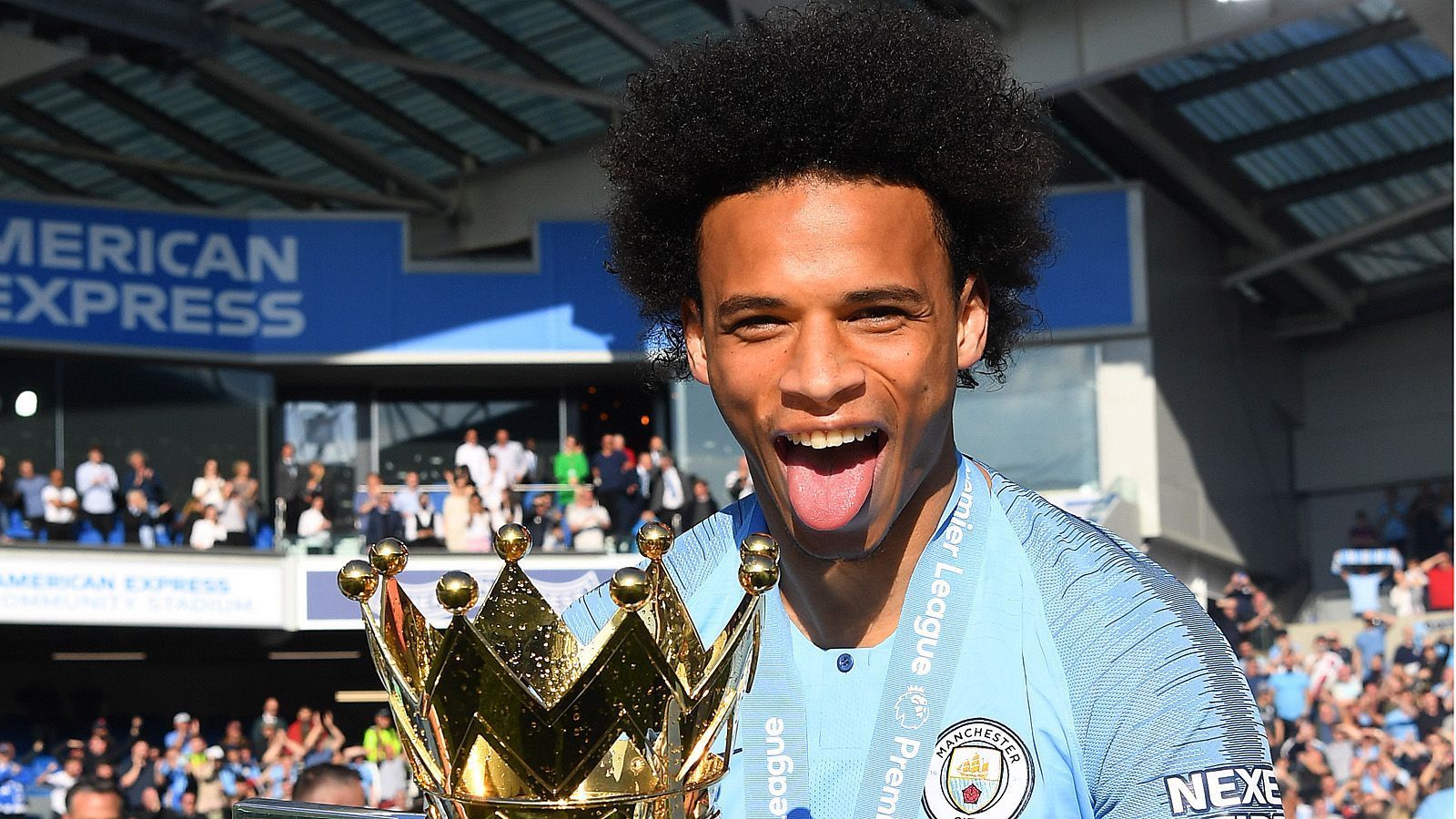 
                <strong>Leroy Sane</strong><br>
                Sane würde diesen Rahmen wohl sprengen. Der Flügeldribbler ist einer der größten Talente auf seiner Position und hat bei Manchester City noch einen Vertrag bis 2021. Laut "transfermarkt.de" liegt sein Wert bei 100 Millionen Euro. ran.de zeigt, wen sich der FC Bayern für 80 Millionen Euro oder weniger leisten könnte. 
              