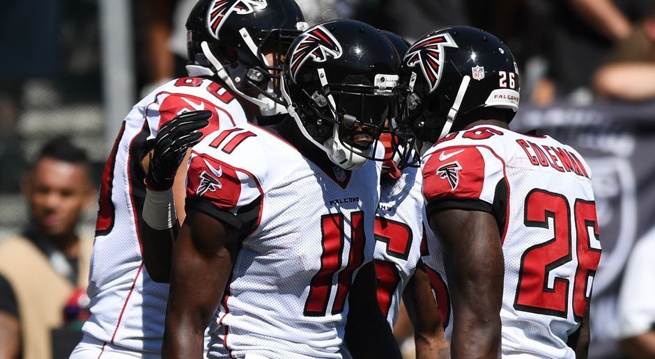 
                <strong>Platz 10 - Atlanta Falcons</strong><br>
                Platz 10 - Atlanta Falcons: Die zweitmeisten Touchdown-Pässe, die zweitmeisten geworfenen Yards und mit durchschnittlich 10 Yards pro Wurfversuch der beste Passer der Liga – Matt Ryan befindet sich momentan in Bestform, was der eindrucksvolle 35:28-Erfolg gegen die Oakland Raiders untermauert. Die Offensive um Julio Jones sorgte bisher für fast 30 Punkte pro Spiel. Einzig die Defensive bereitet noch Sorgen.
              