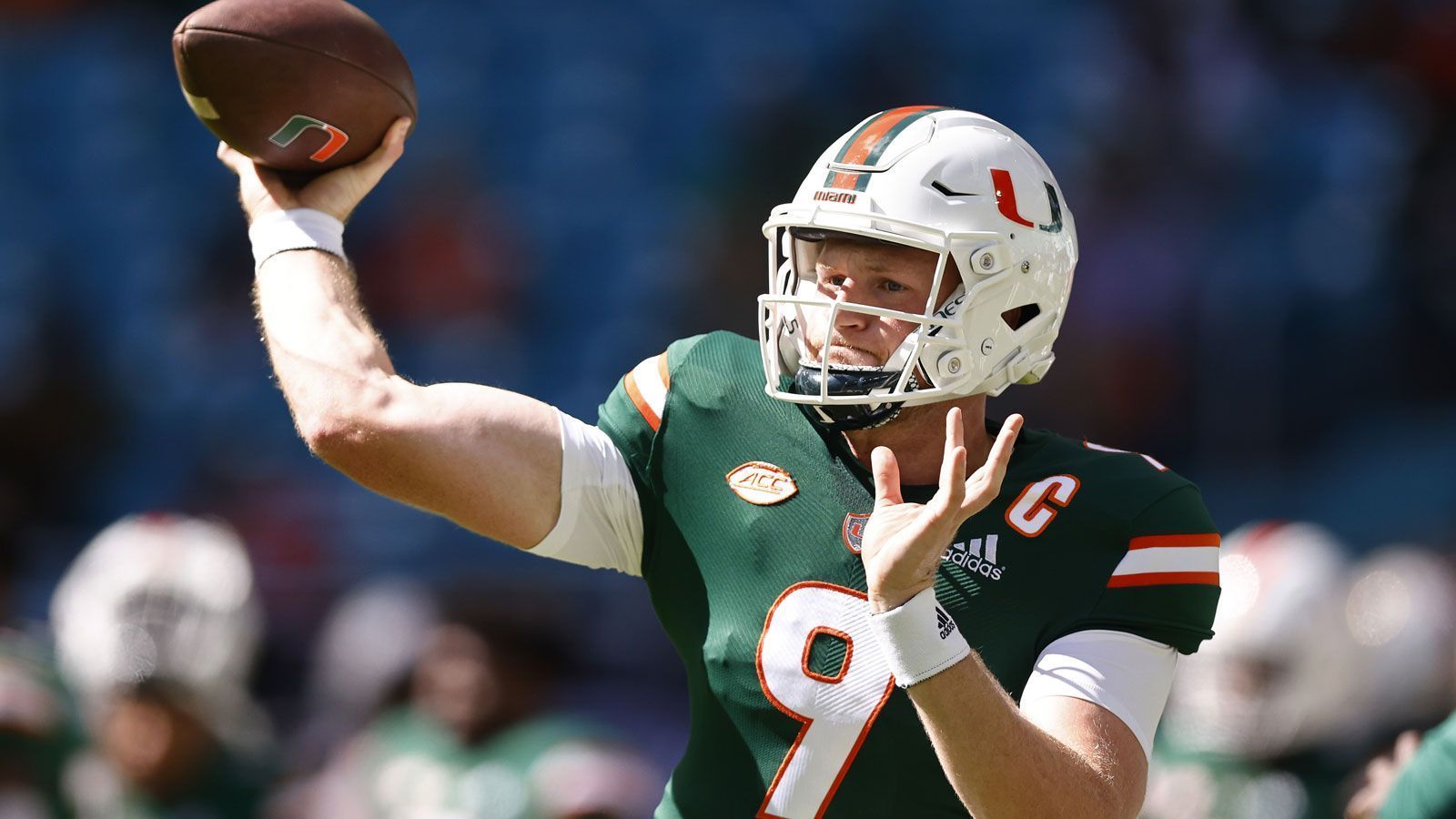 
                <strong>Platz 7: Tyler Van Dyke (Quarterback, Miami Hurricanes)</strong><br>
                Wettquote: +1800(bei 100 Dollar Einsatz macht man 1.800 Dollar Gewinn)
              