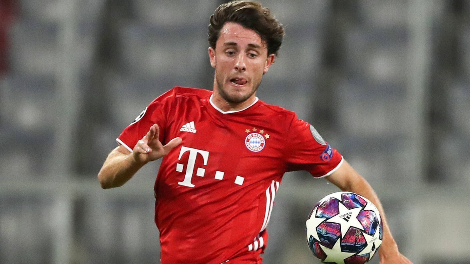 
                <strong>Alvaro Odriozola</strong><br>
                Der Rechtsverteidiger wechselte leihweise von Real Madrid zum FC Bayern München und hoffte auf Spielzeit, bekam aber nur sehr wenig davon. Lediglich fünf Pflichtspieleinsätze über insgesamt 179 Minuten kamen zustande - das sind zusammengerechnet nicht einmal zwei komplette Fußballspiele. Nun geht es zurück in die spanische Hauptstadt. Ein kleines Trostpflaster: Die "Königlichen" planen laut der "Marca" zur kommenden Saison Odriozola als Backup von Dani Carvajal ein.  
              