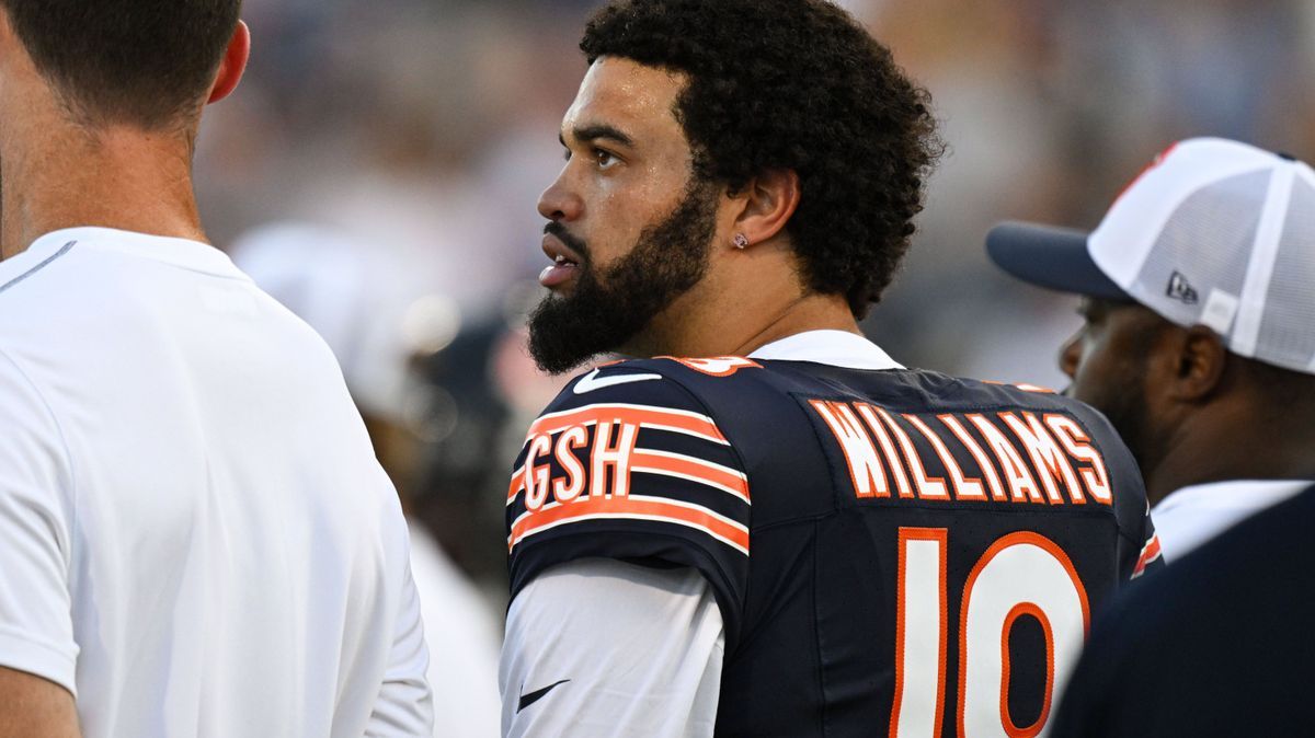 CANTON, OH - AUGUST 01: Chicago Bears QB Caleb Williams (18) during warmups for a National Football League preseason game between the Chicago Bears and Houston Texans on August 1, 2024 at Tom Benso...