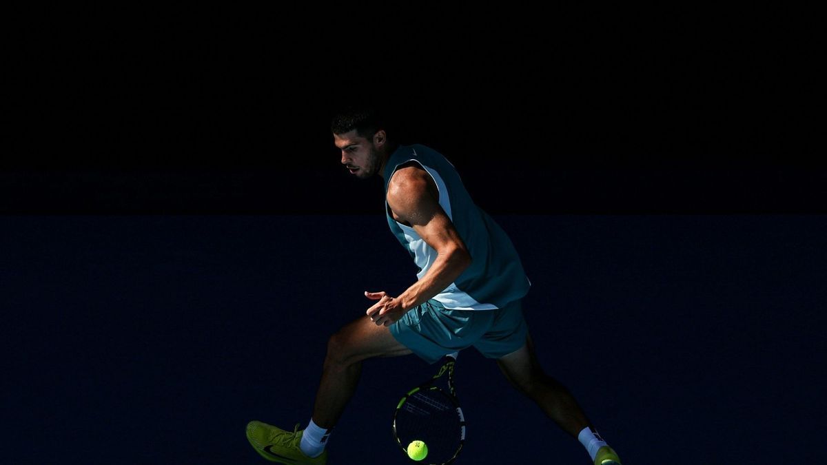 Alcaraz spielt in Melbourne teils locker auf