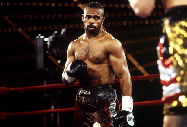 
                <strong>6. Roy Jones Jr.</strong><br>
                Roy Jones Jr. wurde Weltmeister in vier Gewichtsklassen (Mittelgewicht, Supermittelgewicht, Halbschwergewicht und Schwergewicht). Aktuell besitzt der Amerikaner jedoch keinen Weltmeister-Gürtel.
              