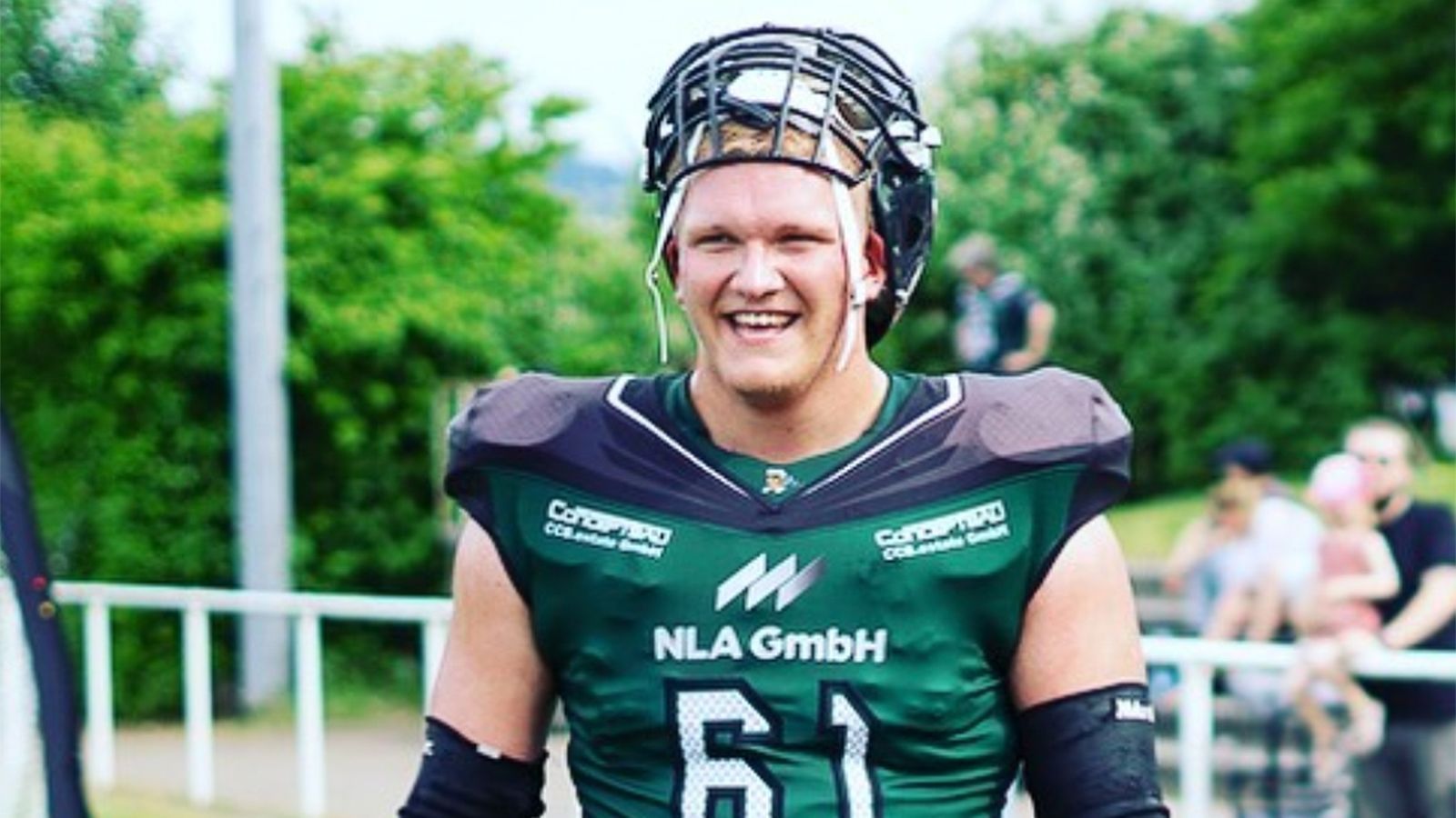 
                <strong>Luca Jokiel (Offensive Liner)</strong><br>
                Mit den Heidelberg Hunters feierte Left Tackle Luca Jokiel diese Saison die Meisterschaft in der Oberliga. Der zwei Meter große Hüne überzeugte im Pass Blocking mit seiner Physis. 
              