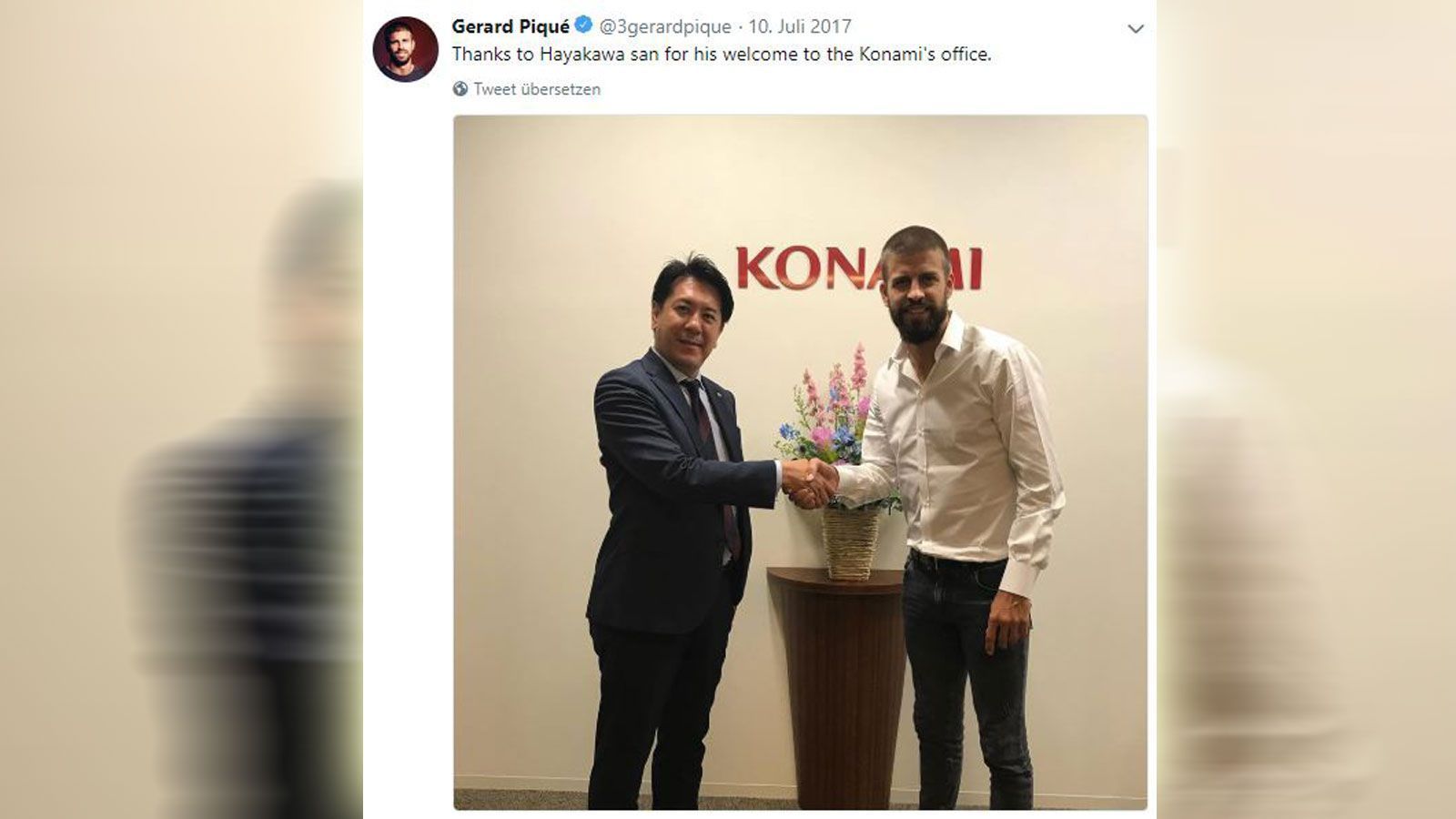 
                <strong>Geschäftsfreund Nummer 1</strong><br>
                Mit Mikitani gründete Pique 2018 die Kosmos Holding, die jetzt den Milliarden-Deal mit dem Tennis-Weltverband ITF eingegangen ist. Für drei Milliarden Euro in den kommenden 25 Jahren soll der David Cup von einem über das Jahr verteilten Traditions-Wettbewerb zu einem einwöchigen Spektakel mit 18 Teams Ende des Jahres werden. Pique sprach davon, den Davis Cup auf ein neues Level zu heben. Ex-Stars wie Boris Becker bezeichnen den Fußballer dagegen als Totengräber.
              