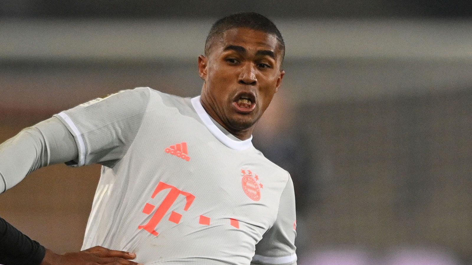 
                <strong>Douglas Costa</strong><br>
                Kommt in der 69. Minute für Coman. Viele Szenen hat er allerdings nicht. ran.de-Note: 4
              