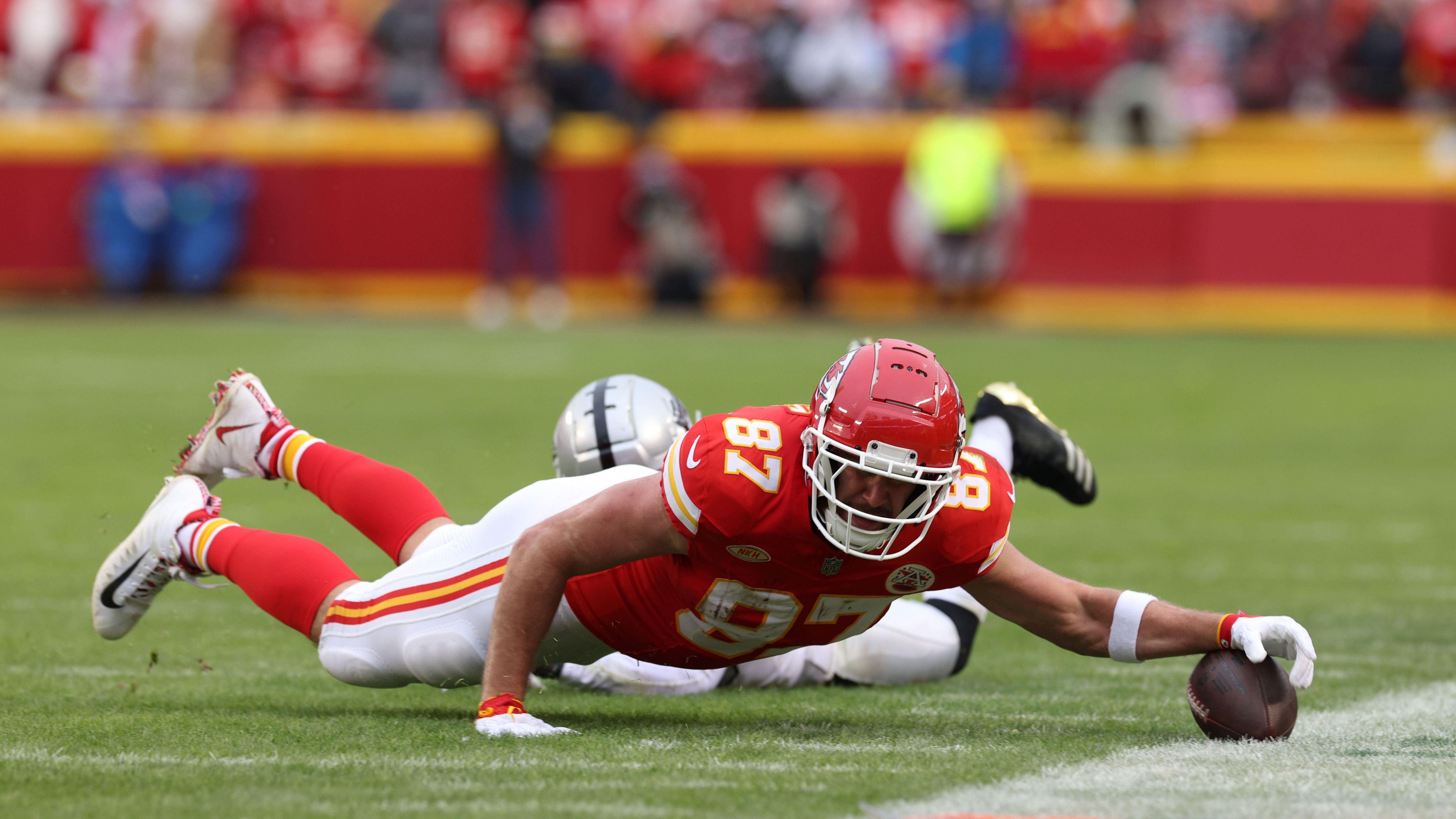 <strong>Platz 2: Travis Kelce (Kansas City Chiefs)</strong><br>Elf Spielzeiten<br>Gesamtverdienst: 76.943.975 US-Dollar