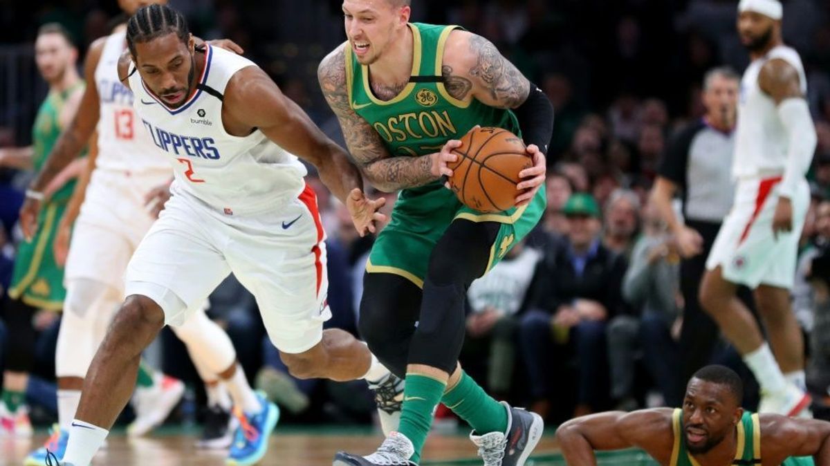Kurioser Vorschlag von NBA-Profi Daniel Theis (r.)