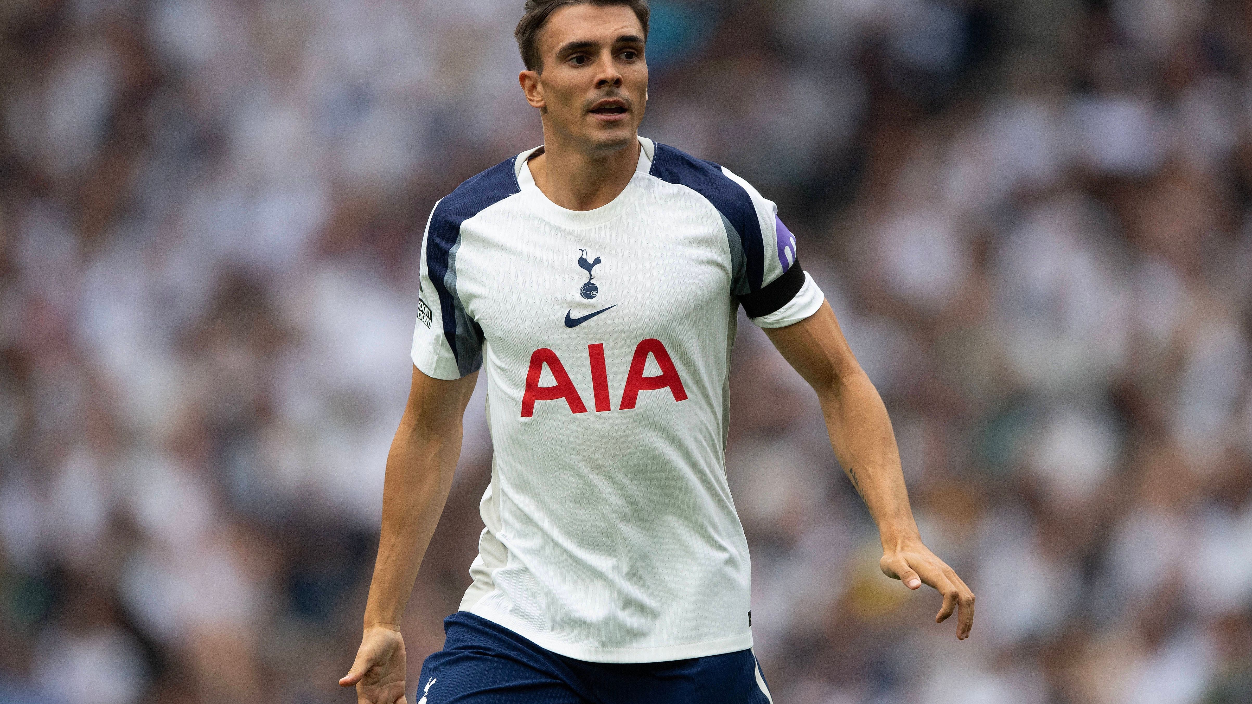 <strong>Joao Palhinha (Tottenham Hotspur)</strong><br>Nach dem unglücklichen Jahr in München scheint Palhinha sein Glück bei den Spurs gefunden zu haben. Der Portugiese hat sich auf Anhieb einen Stammplatz gesichert und überzeugt mit starken Auftritten. Palhinha gewinnt in der laufenden Saison bis jetzt 67 Prozent seiner Zweikämpfe und möchte - so hört man - nicht zurück nach München. Die Kaufoption könnte es möglich machen.