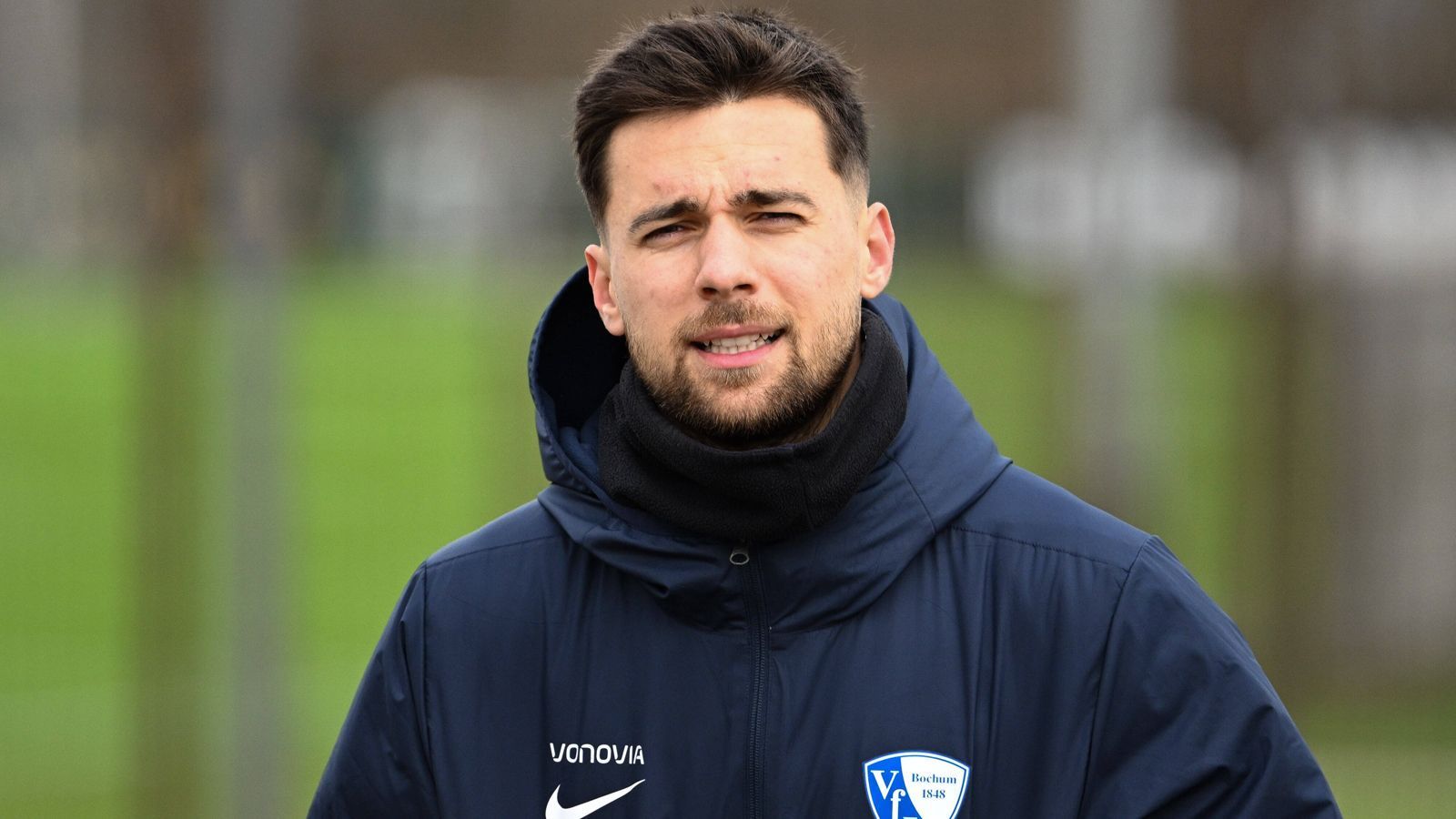 
                <strong>Platz 18: VfL Bochum</strong><br>
                &#x2022; Transfers an andere Bundesligaklubs: 3<br>&#x2022; Meiste Abgänge an: Union Berlin, 1. FSV Mainz 05 und Schalke 04 (je 1)<br>
              
