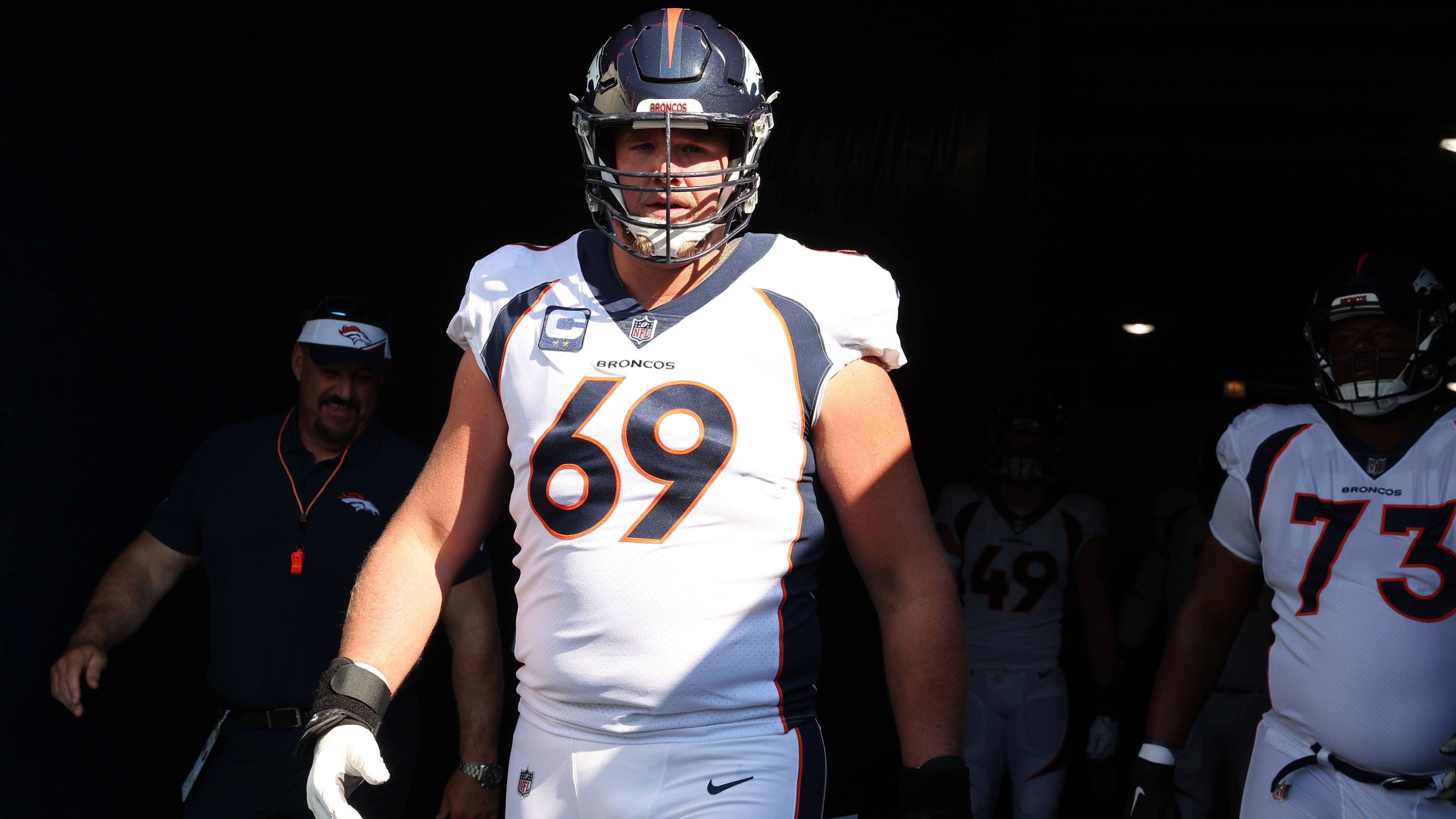 <strong>Denver Broncos</strong><br>- Mike McGlinchey, Offensive Tackle, Jahresgehalt: 17,5 Mio. Dollar<br>- Garett Bolles, Offensive Tackle, Jahresgehalt: 17 Mio. Dollar<br>- Zach Allen, Defensive End, Jahresgehalt: 15,25 Mio. Dollar<br>- Courtland Sutton, Wide Receiver, Jahresgehalt: 15,2 Mio. Dollar<br>- Ben Powers, Guard, Jahresgehalt: 12,875 Mio. Dollar