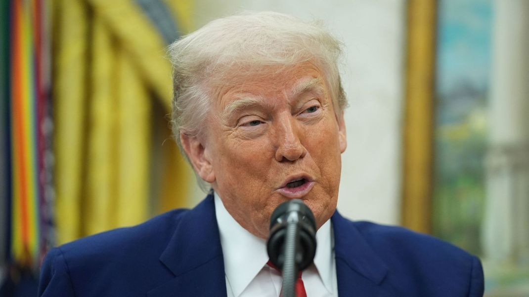 US-Präsident Trump darf doch weiter Zölle verhängen, entschied jetzt ein US-Berufungsgericht.