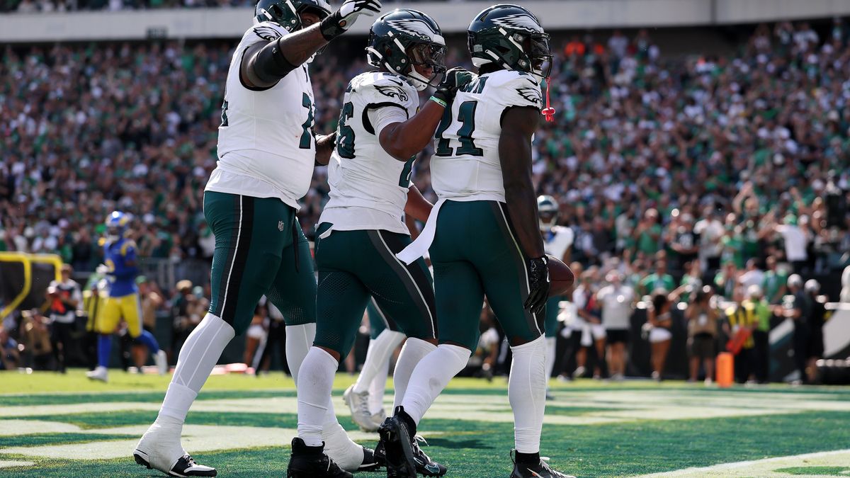 Los Angeles Rams v Philadelphia Eagles