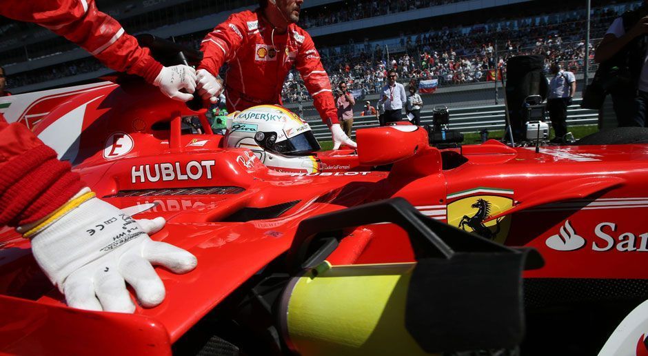
                <strong>Platz 1: Scuderia Ferrari</strong><br>
                Platz 1: Scuderia Ferrari mit rund 166 Millionen Euro.
              
