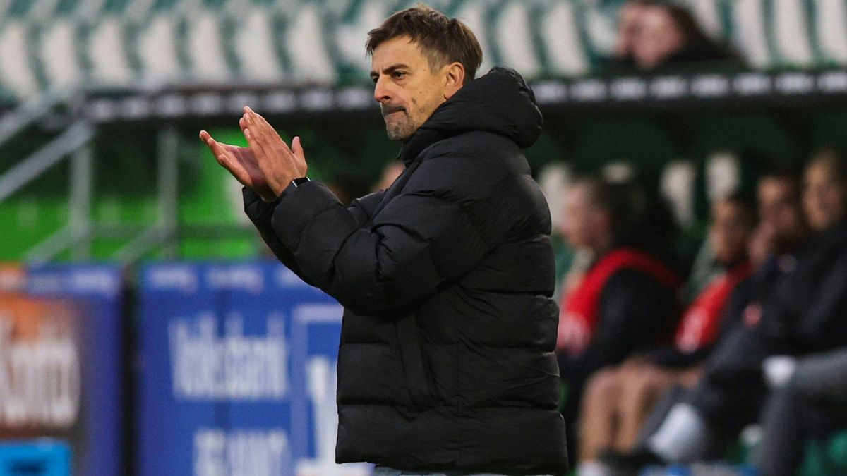 Eintracht-Trainer Niko Arnautis