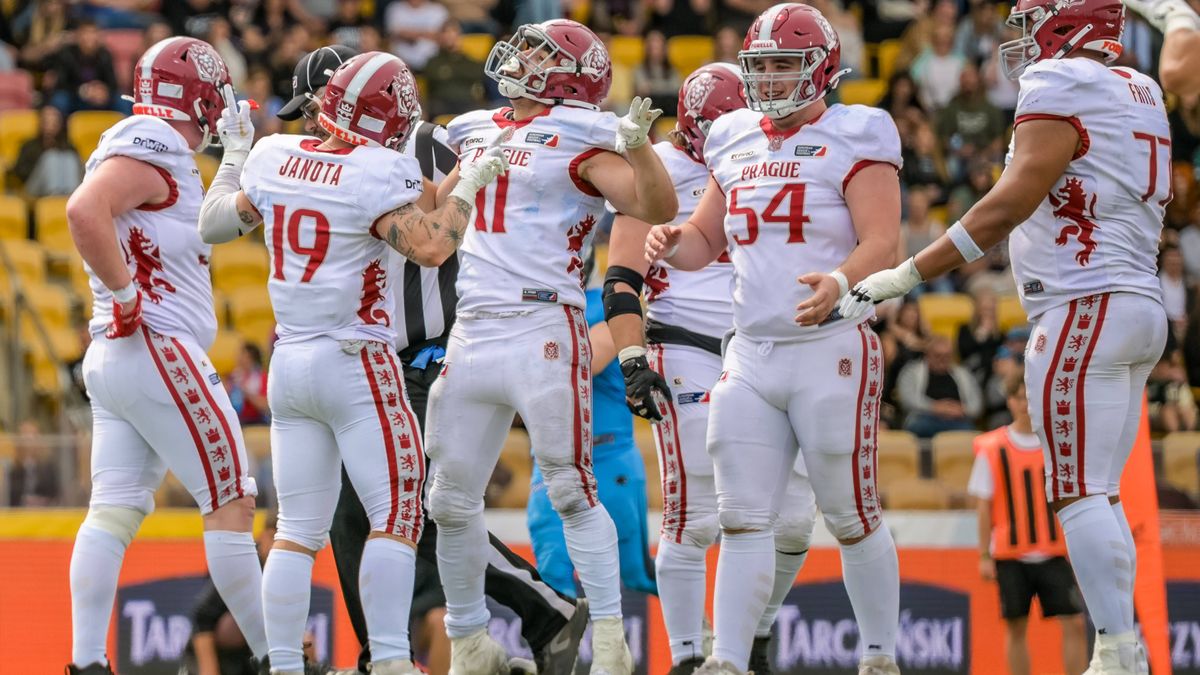 celebration, fly, Panthers Wroclaw vs Prague Lions, American Football, European League of Football, week 4, Season 2025, 08.06.2025, Wroclaw Stadion Olimpijski Poland Copyright: xFootxBowl JUSTxSHOTSx