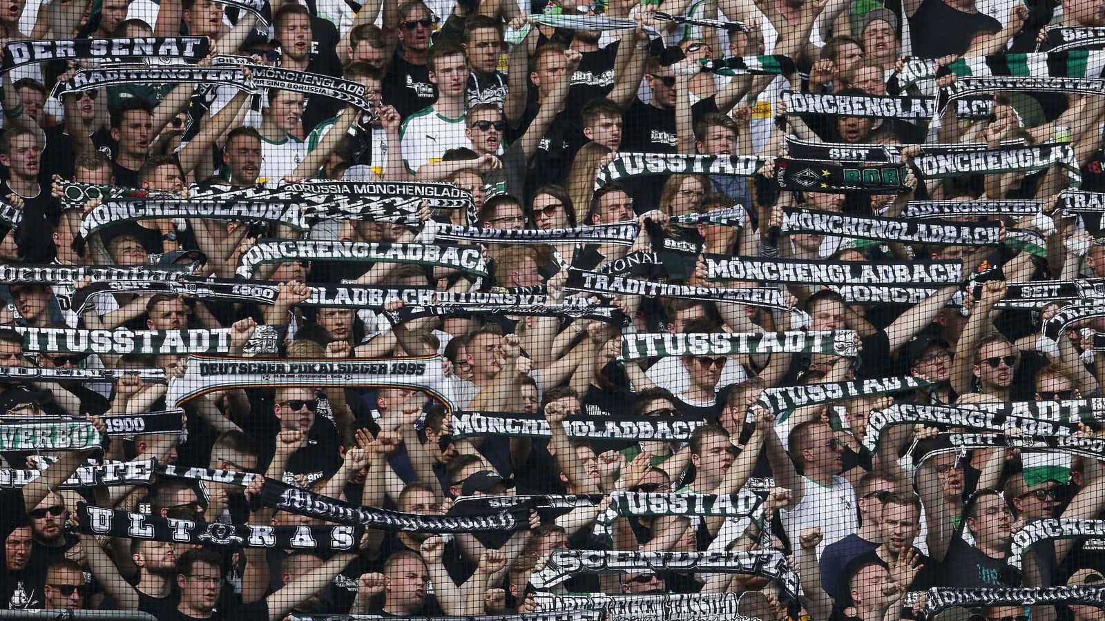 
                <strong>Platz 11 - Borussia Mönchengladbach</strong><br>
                Gesamtstrecke bei allen 17 Bundesliga-Auswärtsfahrten: 5.846 KilometerDurchschnittliche Strecke pro Auswärtsfahrt: 344 Kilometer
              