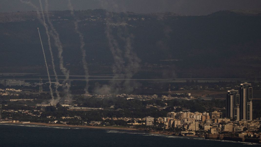 Auf Teile Israel wurden etliche Raketen abgefeuert.