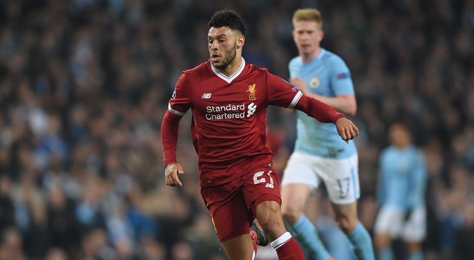 
                <strong>Alex Oxlade-Chamberlain (FC Liverpool)</strong><br>
                Im Hinspiel noch Staubsauger und Antreiber zugleich, kann Oxlade-Chamberlain die Kreise der Citizens heute kaum stören. Dafür ist der Engländer in Minute 41 der erste Liverpooler, der aufs Tor schießt. Und kurz später ist er wieder da: AOC spielt Doppelpass mit Salah und ist plötzlich frei vor dem Tor, ballert das Leder aus spitzem Winkel aber drüber. Nach dem Wiederbeginn weniger oft in der Offensive, dafür präsenter in der Verteidigung. Macht Räume zu, läuft aggressiv an, nervt. ran-Note: 3
              