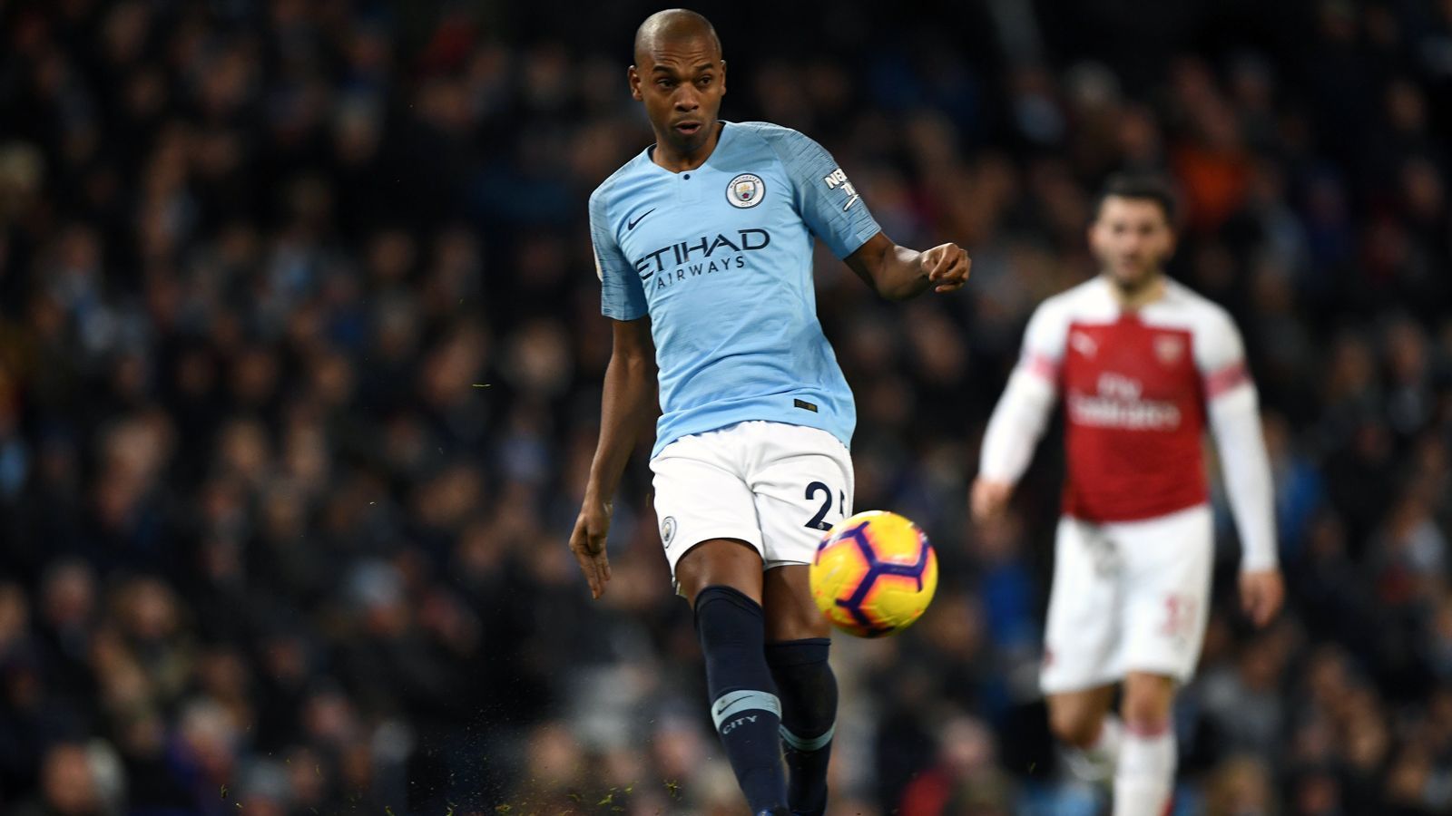 
                <strong>Mittelfeld - Fernandinho</strong><br>
                Verein: Manchester CitySaisoneinsätze in der Premier League: 29Saisontore: 1
              