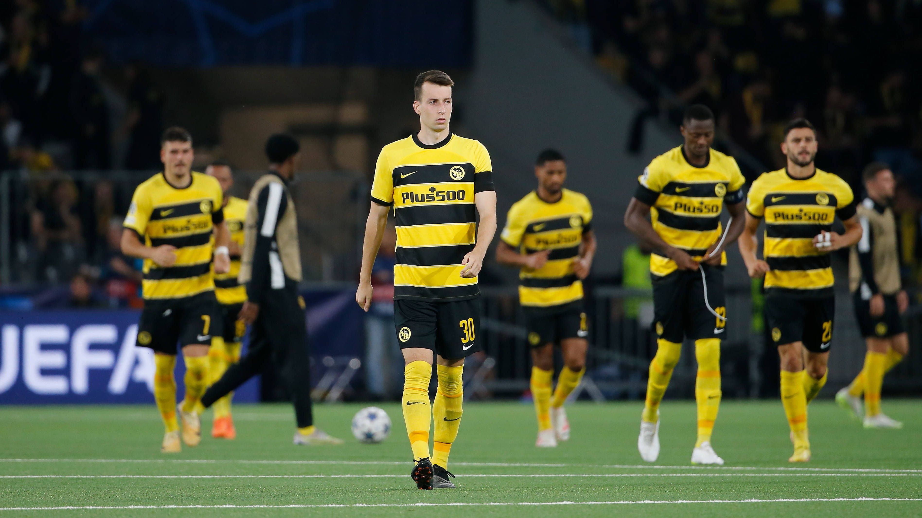<strong>Platz 30: Young Boys Bern (12 Punkte)</strong><br>Die Young Boys punkten vor allem bei "WhoScored" (sechs Punkte). Unter den Teams mit einer Tordifferenz von -2 haben sie aber die zweitschlechteste xG-Differenz (-2,12; vier Punkte).&nbsp;