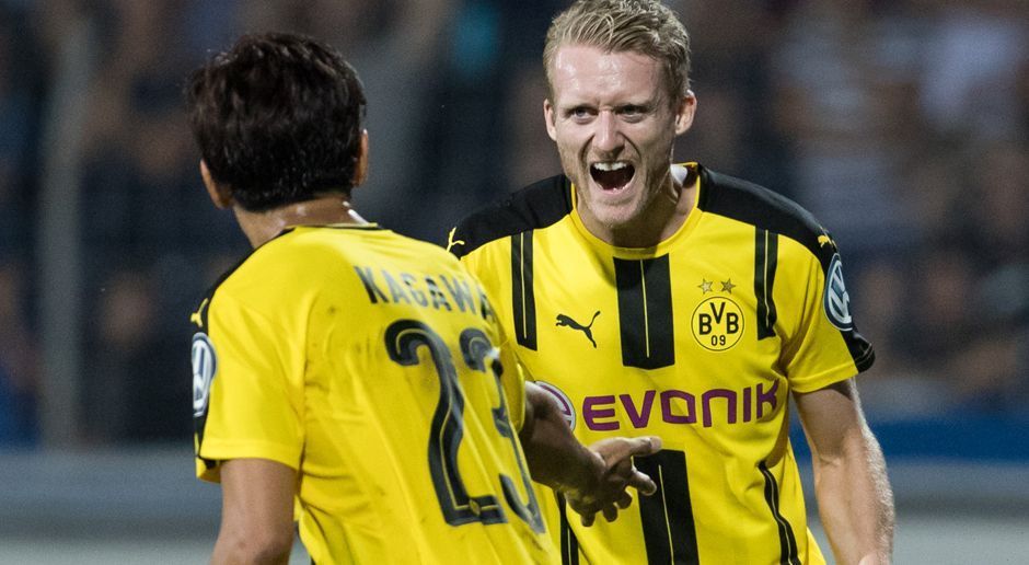 
                <strong>Platz 2: Borussia Dortmund</strong><br>
                Der BVB bleibt die zweite Kraft in der Bundesliga. Die Abgänge der Stützen Hummels, Gündogan und Mkhitaryan verkraftet der BVB dank kluger Einkaufspolitik. Der Kader ist in der Breite stark wie nie. Der Abstand zu den Bayern könnte geringer werden, vom Thron stoßen wird die Borussia den Rekordmeister aber (noch) nicht.
              