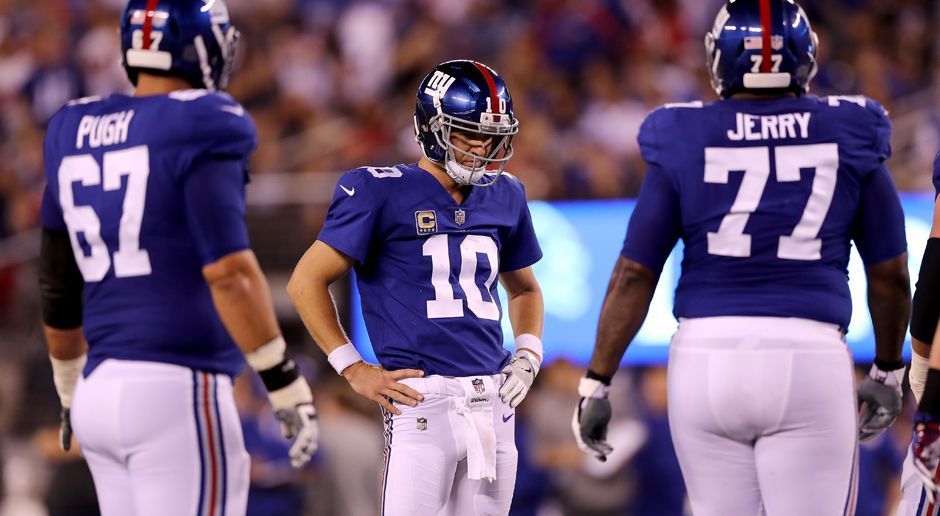 
                <strong>Verlierer: New York Giants</strong><br>
                Offense? Ist die überhaupt vorhanden? Das Laufspiel zumindest so gut wie gar nicht. Und Eli Manning findet sich so schnell am Boden wieder, dass er nicht mal die Möglichkeit hat, zu OBJ zu werfen. Gleich fünf Mal sacken die Detroit Lions den Giants-Quarterback beim 10:24. Seit acht Spielen warten die Big Blue auf eine Ausbeute von 20+ Punkten. Und noch nie verloren die New Yorker zwei Spiele zum Auftakt mit mindestens 14 Punkten Unterschied.
              