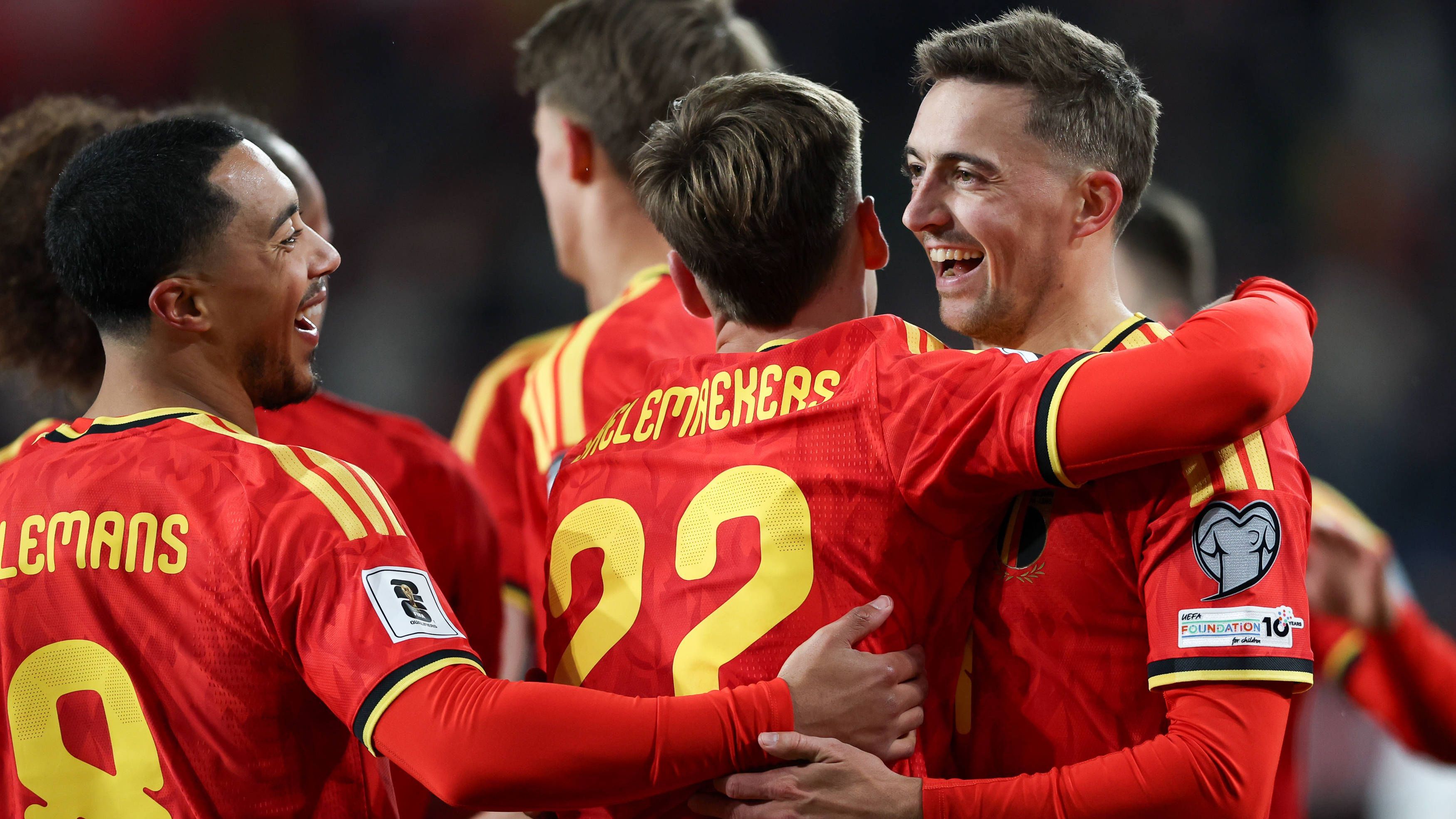 <strong>Gruppe der kleinsten Länder</strong><br>Belgien (ca. 12 Mio. Einwohner)<br>Ecuador (ca. 8 Mio. Einwohner)<br>Kap Verde (ca. 600.000 Einwohner)<br>Curacao (ca. 185.000 Einwohner)