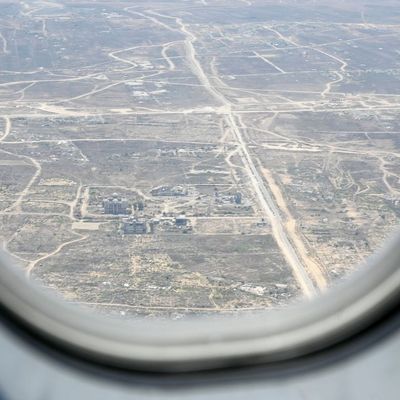 Letzter Blick aus dem Flugzeug: Immer weniger Deutsche verbleiben im Gazastreifen.