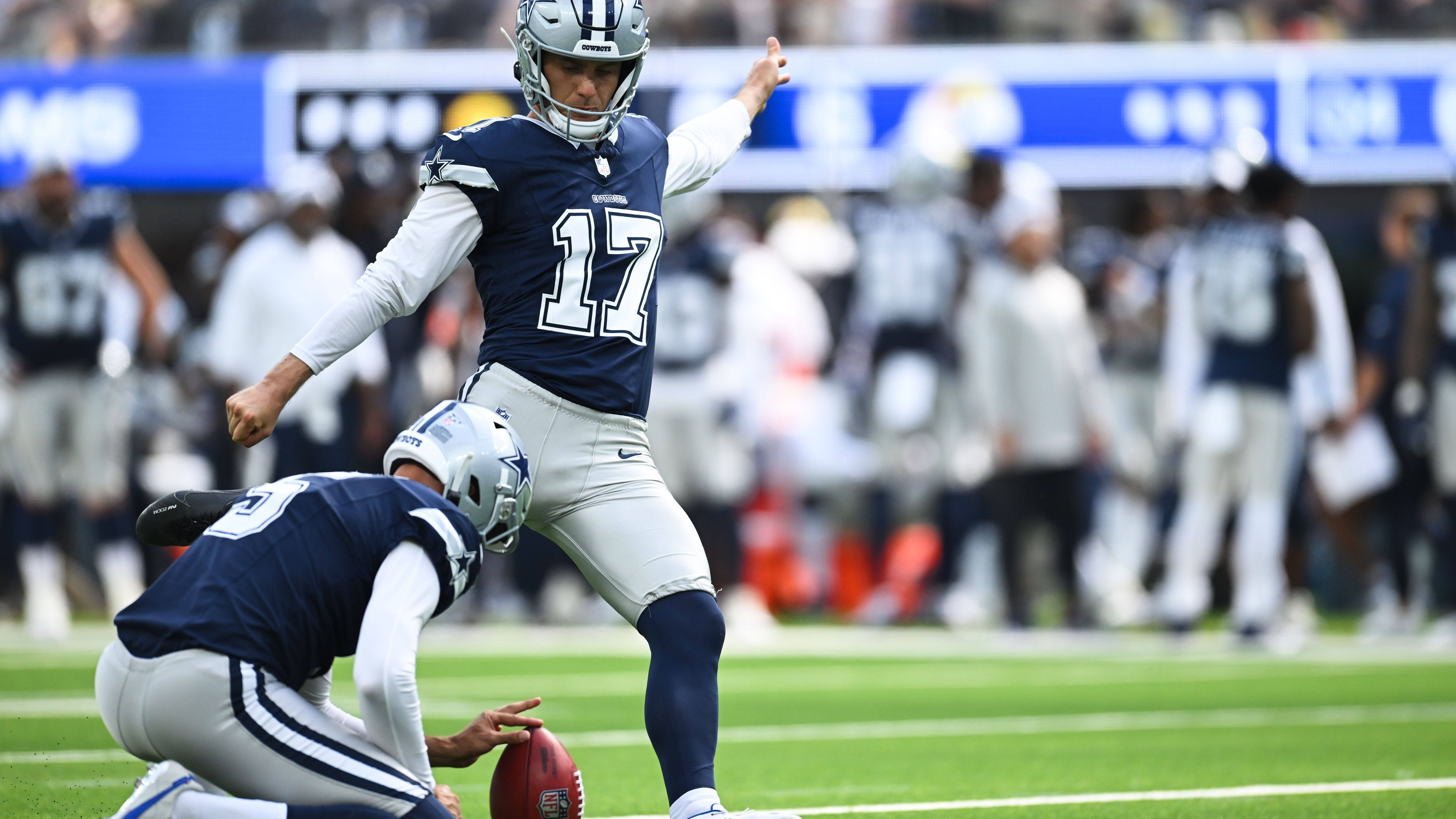 <strong>Offseason 2024: Brandon Aubrey (Dallas Cowboys)</strong><br>Das längste Field Goal der NFL-Geschichte bereits in der Offseason? Ganz genau! Cowboys-Kicker Brandon Aubrey hat im Preseason-Spiel gegen die Las Vegas Raiders im zweiten Viertel mit ablaufender Uhr den NFL-Rekord von Justin Tucker eingestellt. Sein 66-Yards-Field-Goal sorgte für den 13:6-Halbzeitstand. Am Ende gewannen die Cowboys mit 27:12.