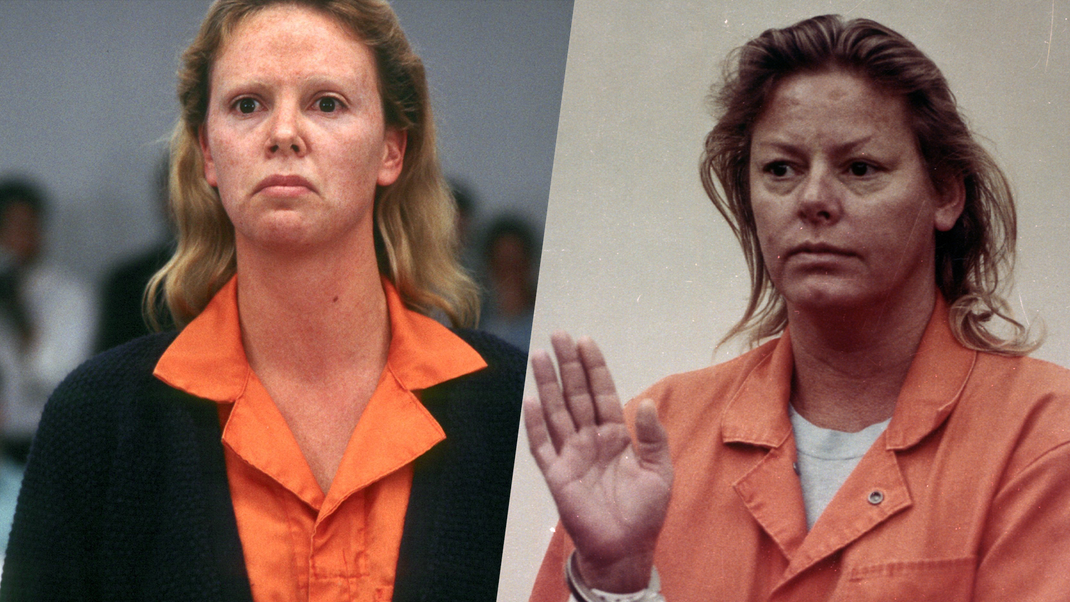 In dem Biopic "Monster" spielt Charlize Theron die Serienmörderin Aileen Wuornos. Auf den ersten Blick könnte man kaum erkennen, wer wer ist. Nicht nur die Schauspielerin selbst, auch Haar,- Make-up und Kostümbildner-Team haben hier ganze Arbeit geleistet.