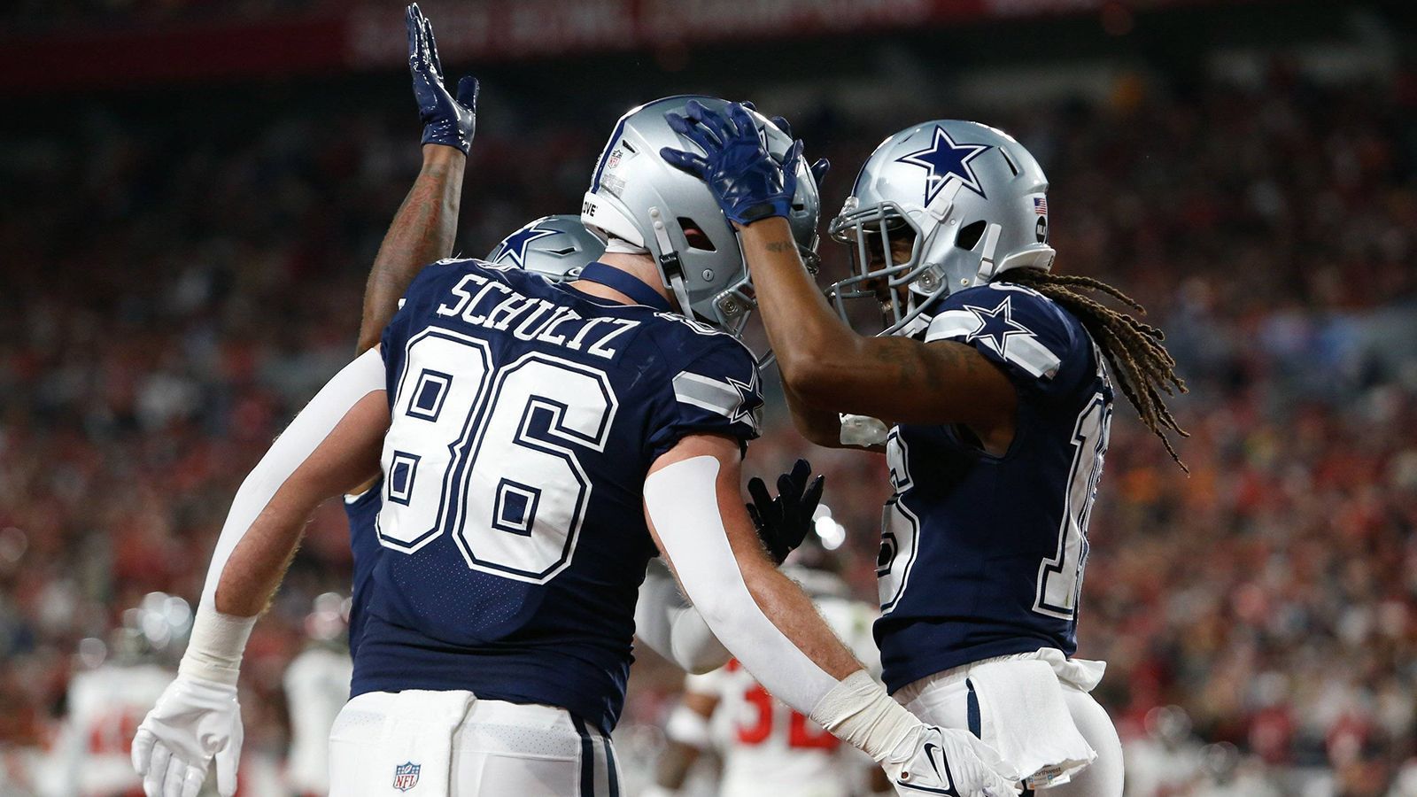 
                <strong>Platz 8: Dallas Cowboys </strong><br>
                &#x2022; 890 Touchdowns<br>
              