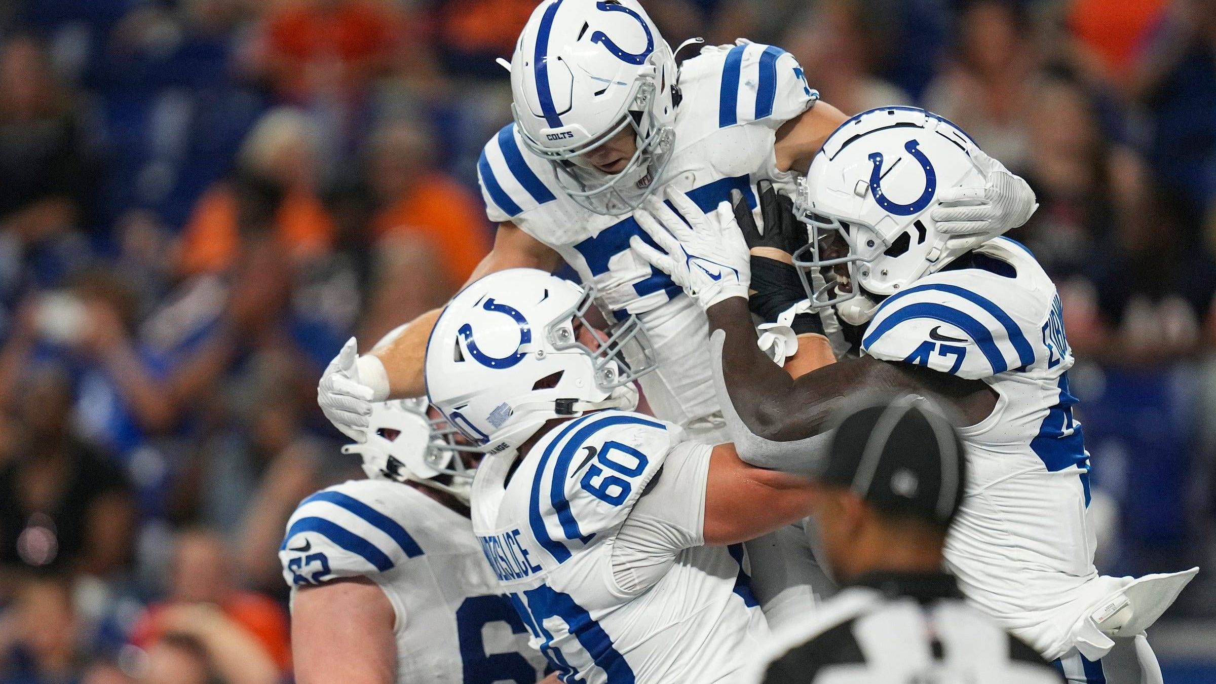 <strong>Indianapolis Colts</strong><br>- Quenton Nelson: Der Guard gilt als der beste der Liga und dürfte für Rookie Richardson enorm wichtig sein.<br>- Michael Pittman: Trotz bescheidenen Quarterbacks lieferte Pittman stark ab.<br>- Shaquille Leonard: Der Star-Linebacker kehrt nach Verletzung zurück.<br>- Deforest Buckner: Er macht Druck in der Defense Line.<br>- Anthony Richardson: Der Rookie-QB soll endlich wieder bessere Ergebnisse einfahren für die Colts.