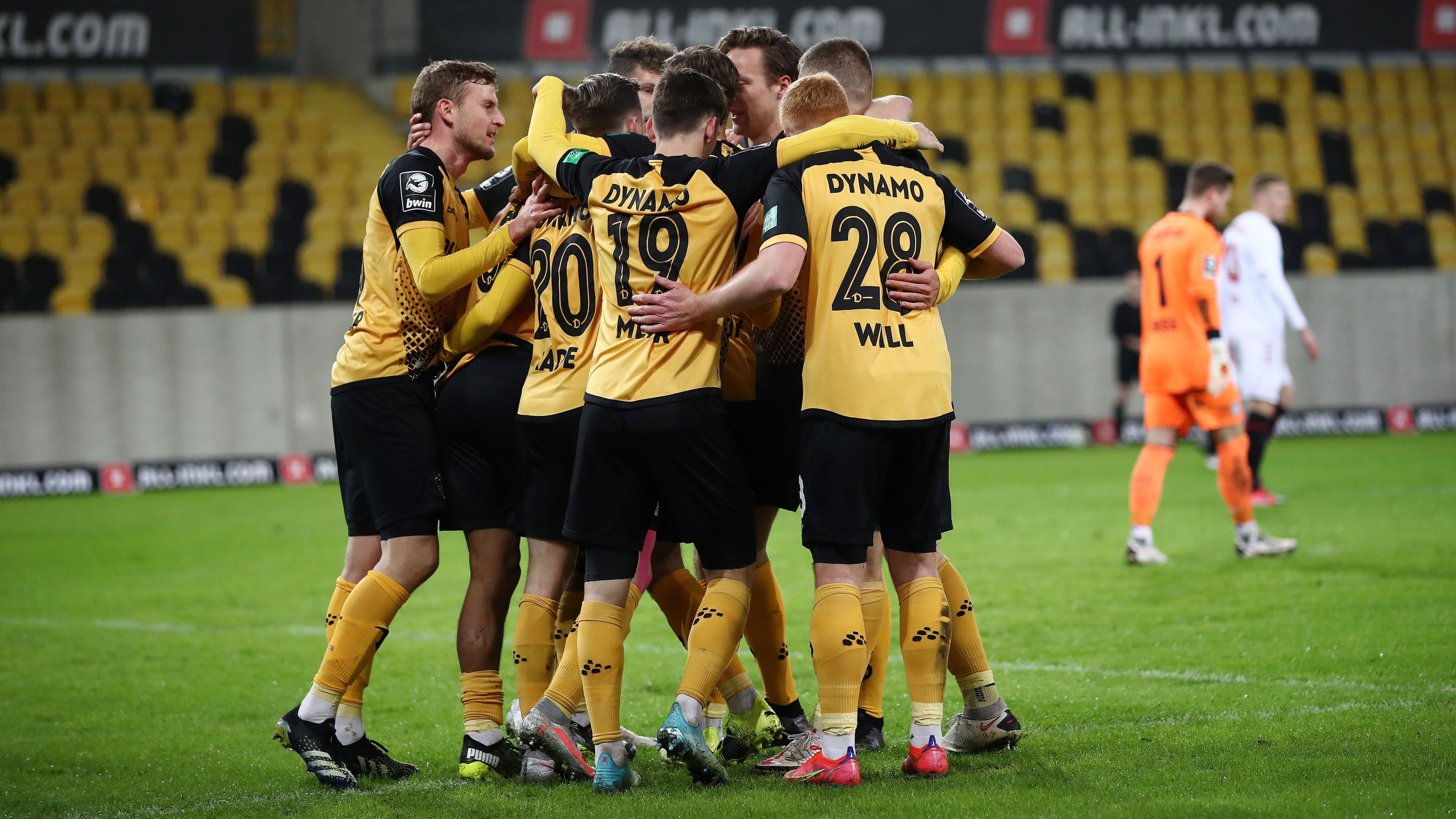 
                <strong>1. Dynamo Dresden (69 Punkte, 56:29 Tore)</strong><br>
                Das Restprogramm von Dynamo Dresden: Türkgücü München (H), SV Wehen Wiesbaden (A).
              