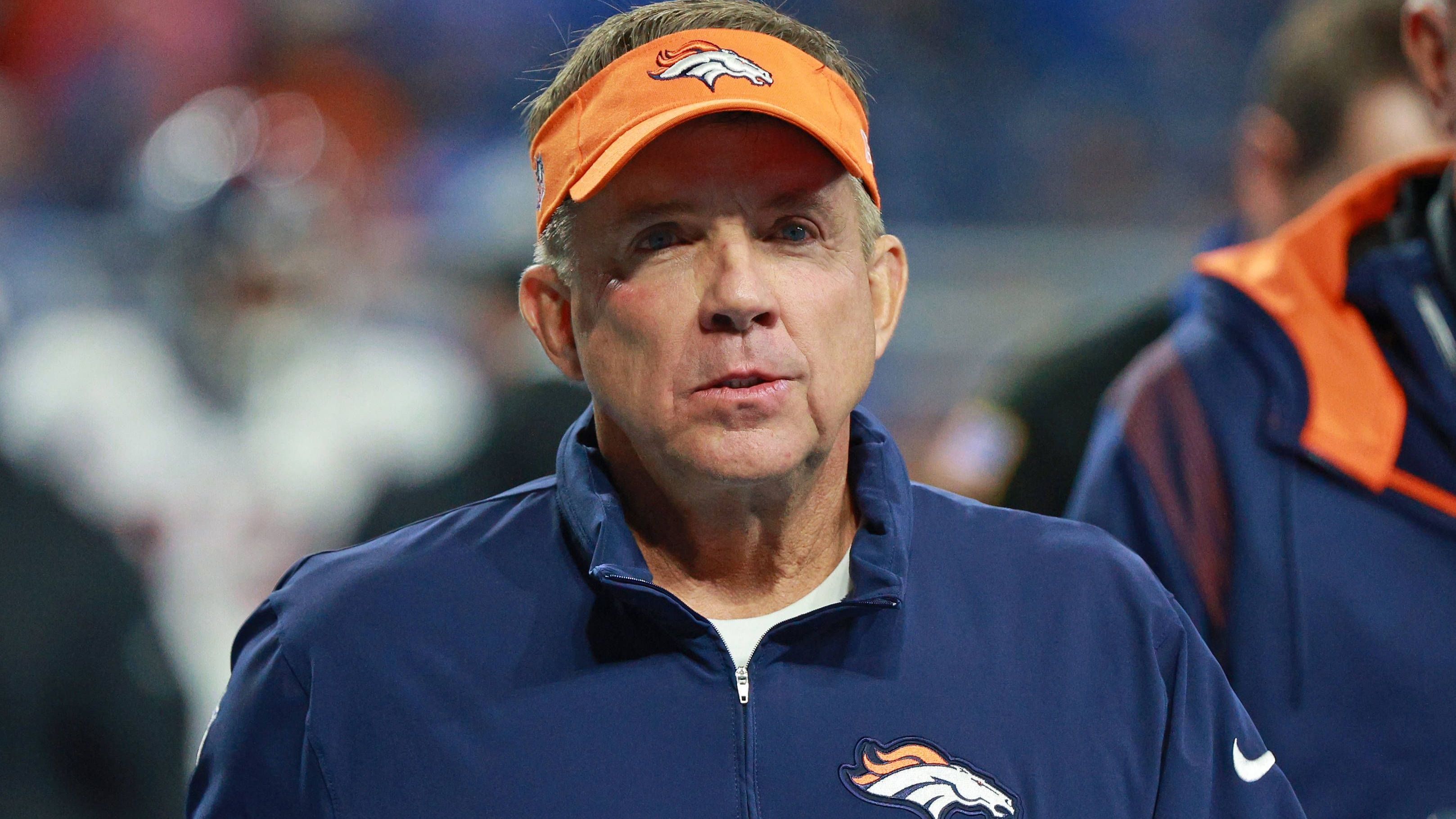 <strong>21. Platz (geteilt): Sean Payton</strong><br>• Team: Denver Broncos<br>• Im Amt seit: 2023<br>• Regular-Season-Bilanz: 8-9<br>• Vorherige Stationen: Giants-OC (2000-2002), Saints-HC (2006-2021)