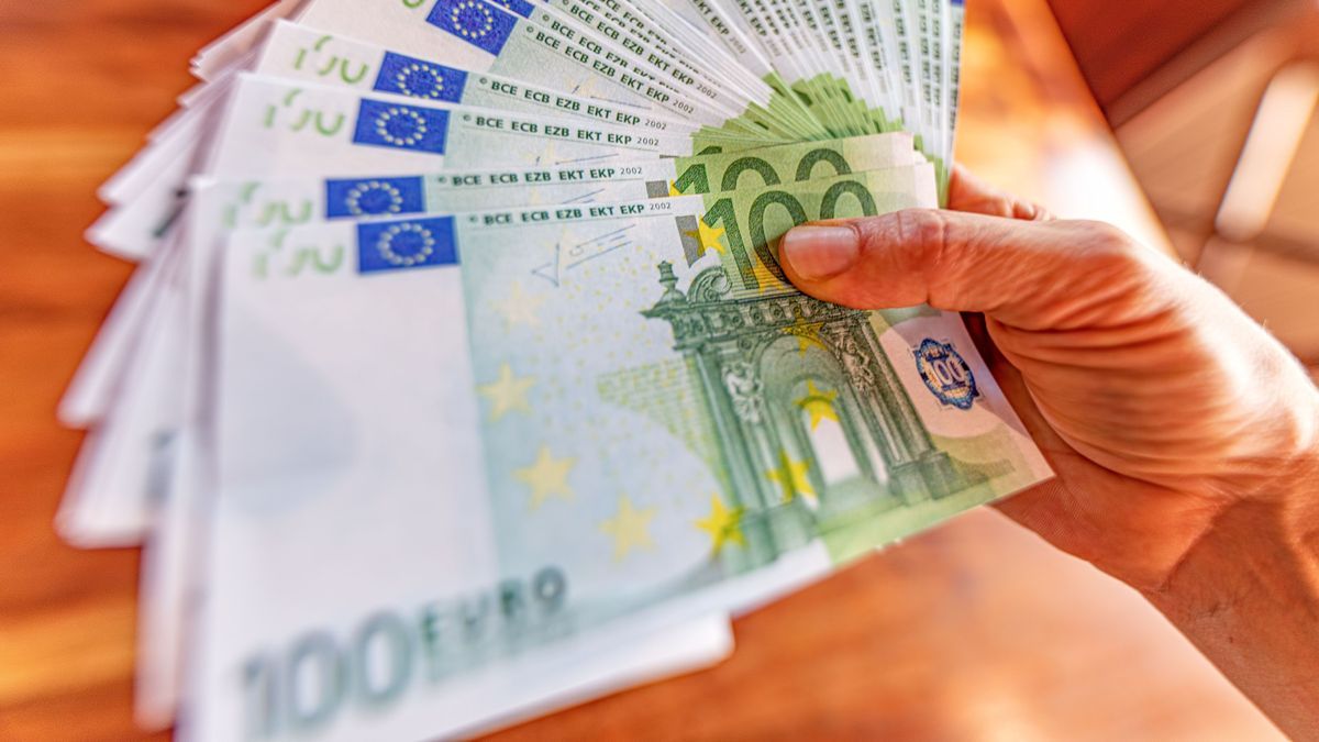 Bedingungsloses Grundeinkommen von 1.000 Euro soll die Gesellschaft positiv beeinflussen. 