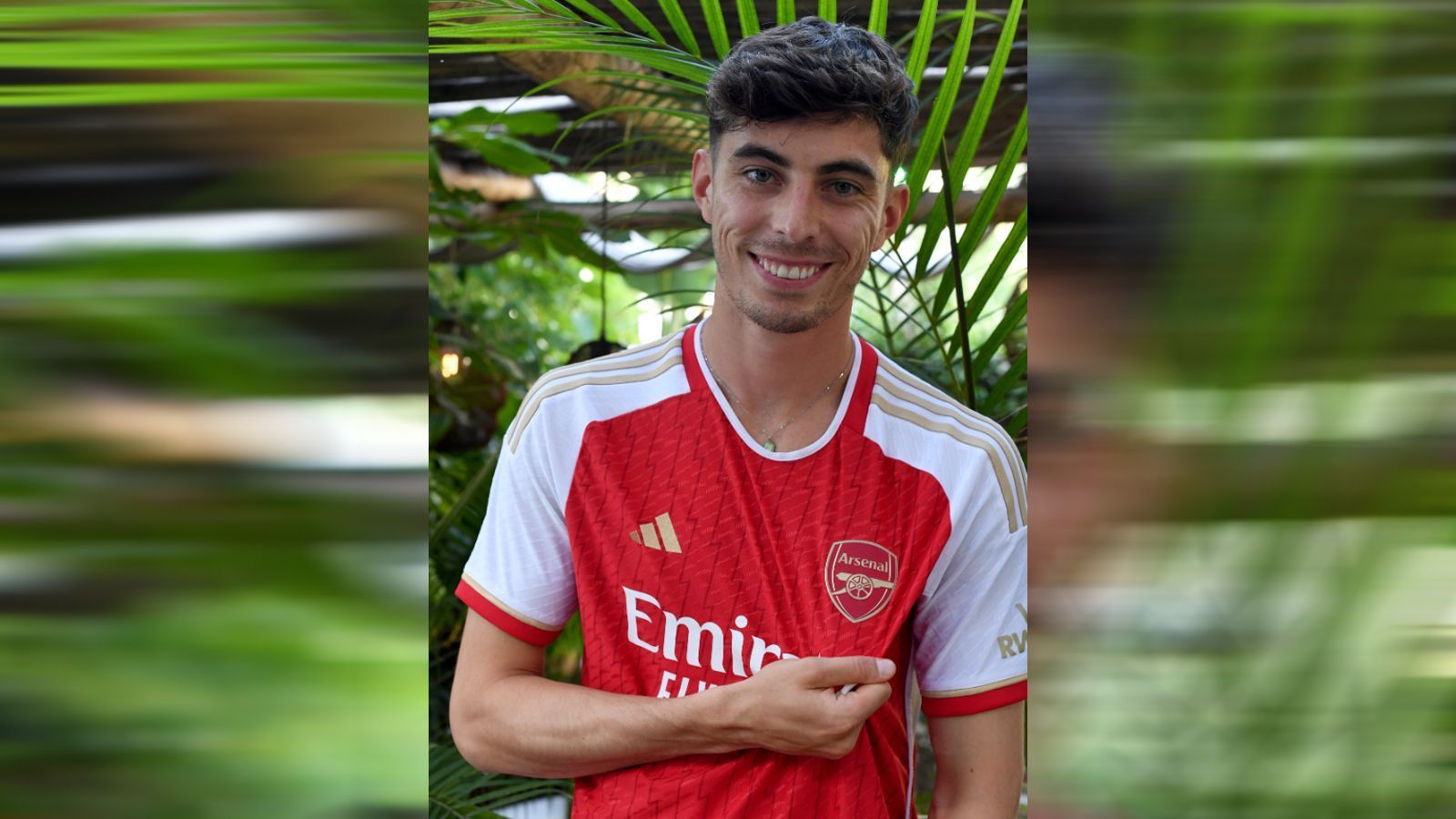 
                <strong>Platz 2 - Kai Havertz</strong><br>
                &#x2022; Abgebender Verein: FC Chelsea<br>&#x2022; Aufnehmender Verein: FC Arsenal<br>&#x2022; Transfererlös: 70 Millionen Euro<br>
              