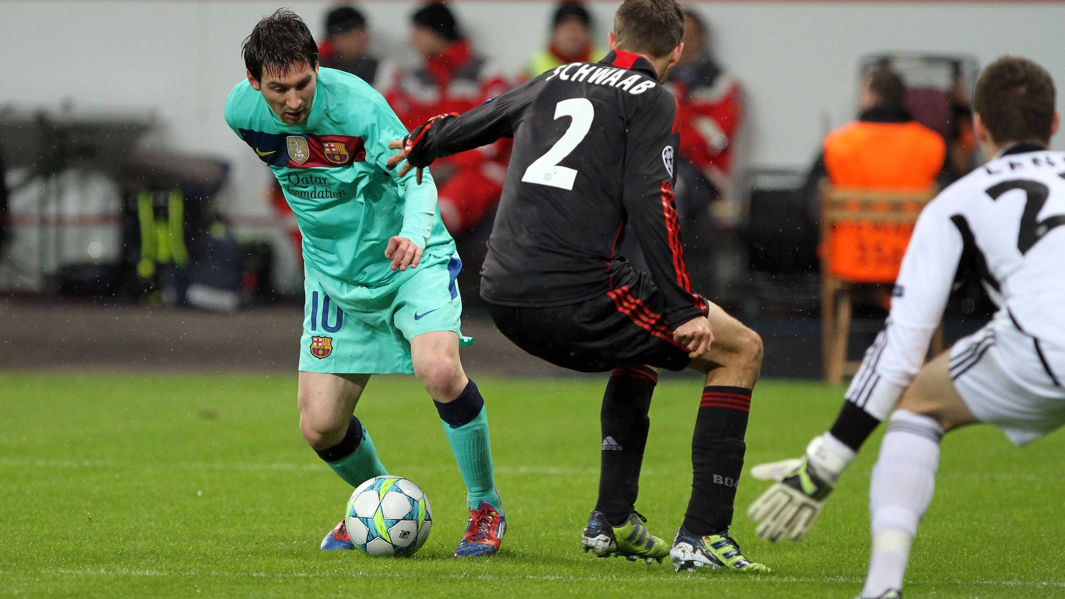 <strong>3. Platz: Bayer 04 Leverkusen - FC Barcelona: 1:7 (H), 7. März 2012</strong><br>Das Achtelfinale der Champions League zu erreichen ist zwar für ein Team wie Leverkusen eigentlich ein Erfolg, wenn man dann jedoch mit 1:7 auf die Mütze bekommt, wird es trotzdem unschön. Die Werkself fing sich in der eigenen Arena von einem überragenden Lionel Messi gleich fünf Gegentore ein und schied hochkant aus.