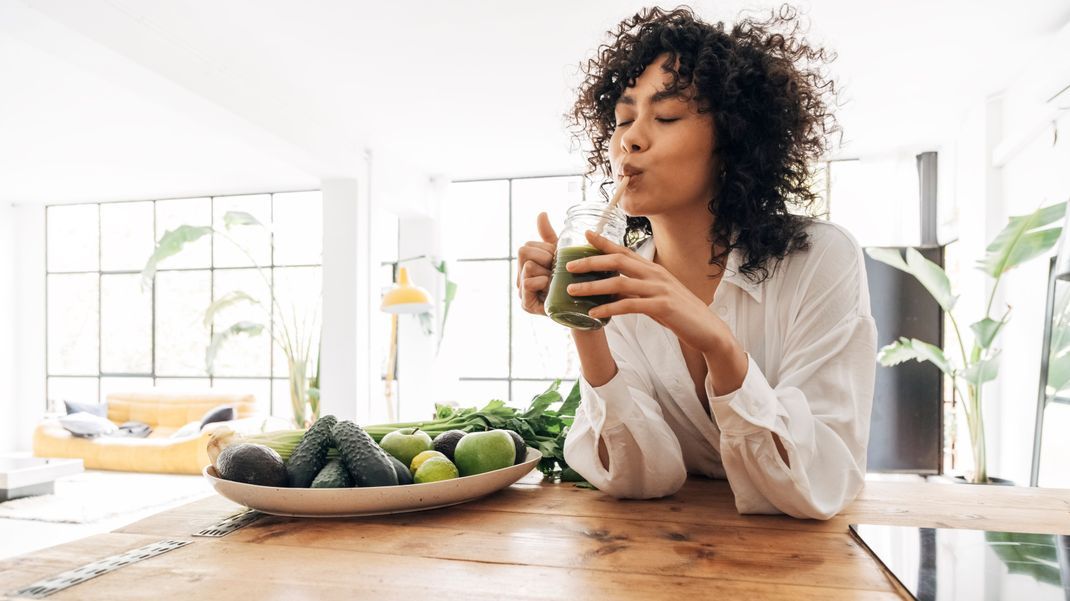 Nachhaltig die Ernährung umstellen: So leicht gelingt Abnehmen im Alltag!