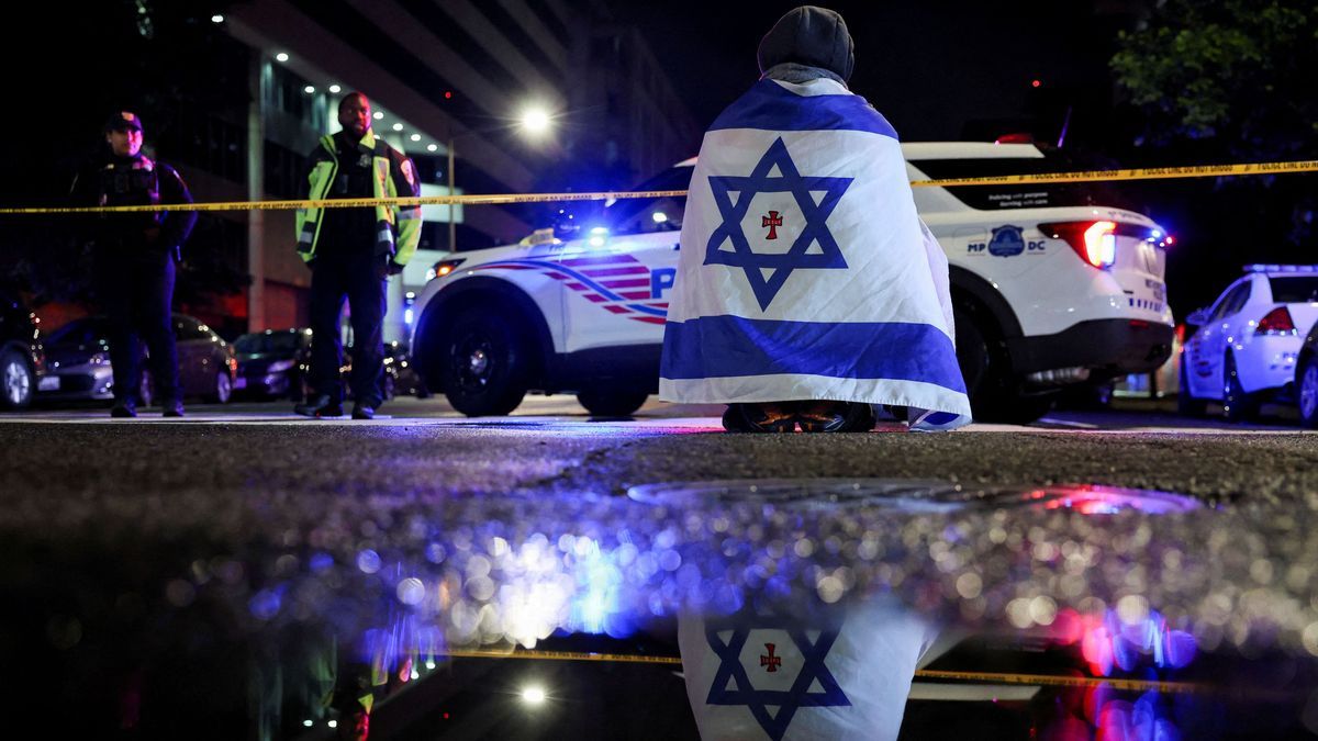 In Washington sind zwei israelische Botschaftsmitarbeiter von einem offenbar pro-palästinensischen Täter erschossen worden.