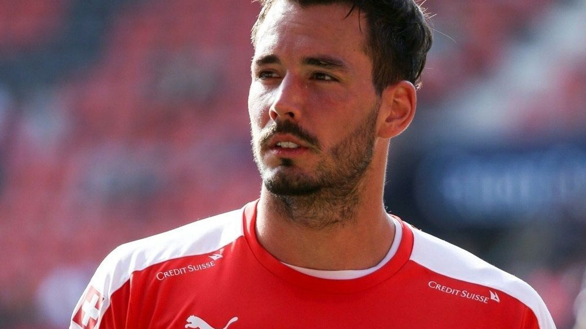 Die Schweiz muss auf Torhüter Roman Bürki verzichten