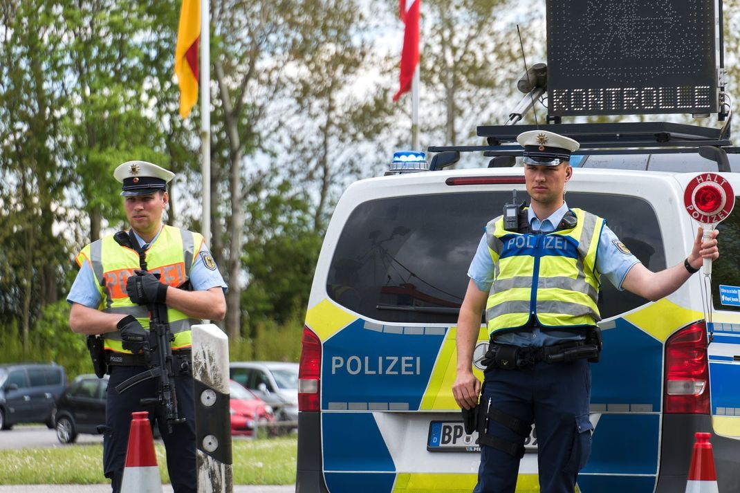 Die Bundespolizei führt Grenzkontrollen durch. (Symbolbild)